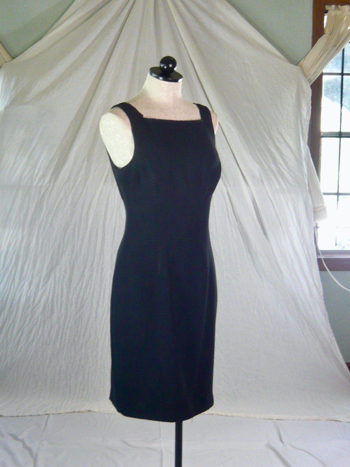 BaRgAiN BiN : NANETTE LEPORE vintage 80s 90s LITTLE BLACK DRESS curvy cocktail 8