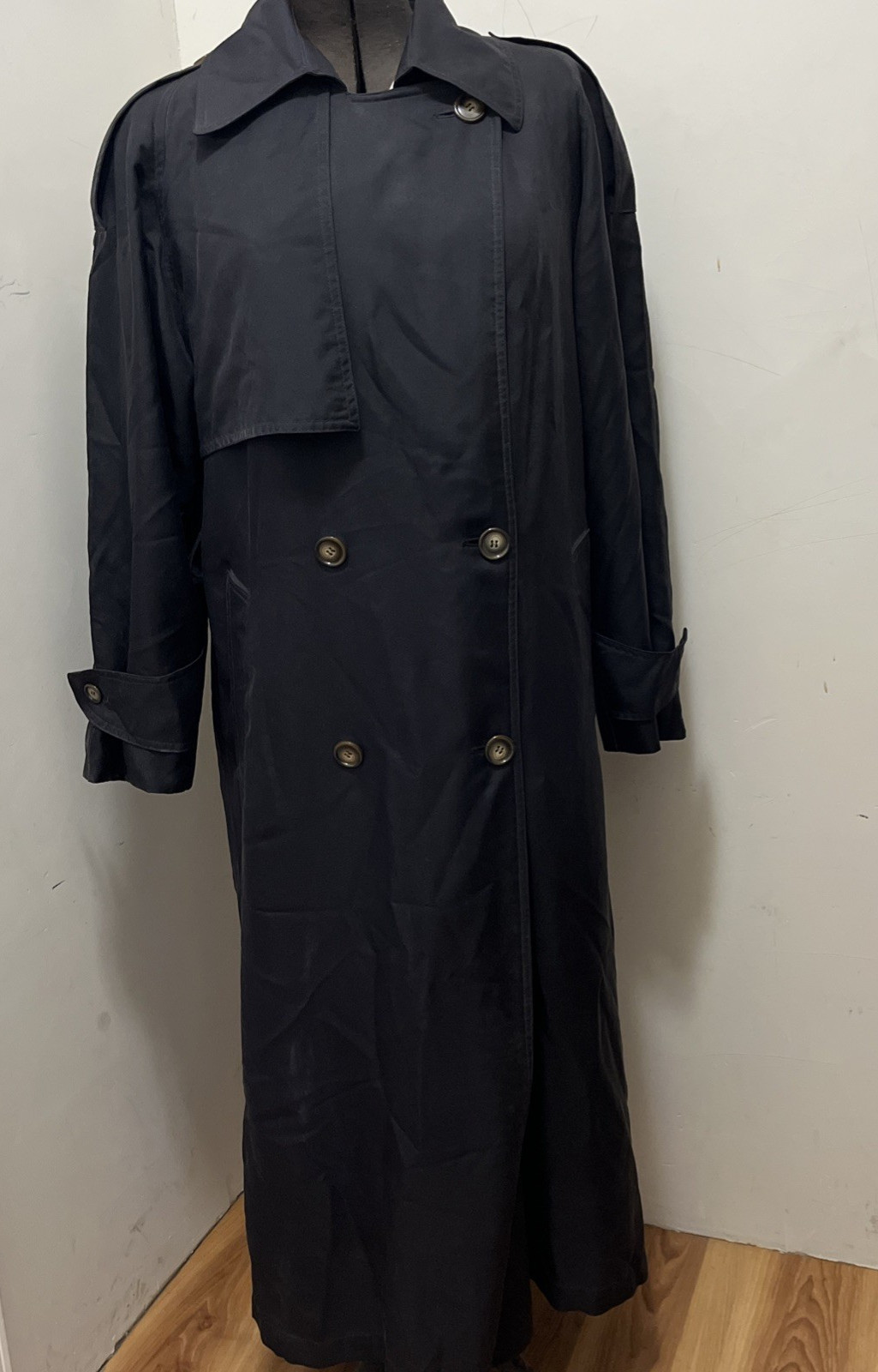 Vintage Count Romi Black 100% Silk Trench Coat Fall Size 4