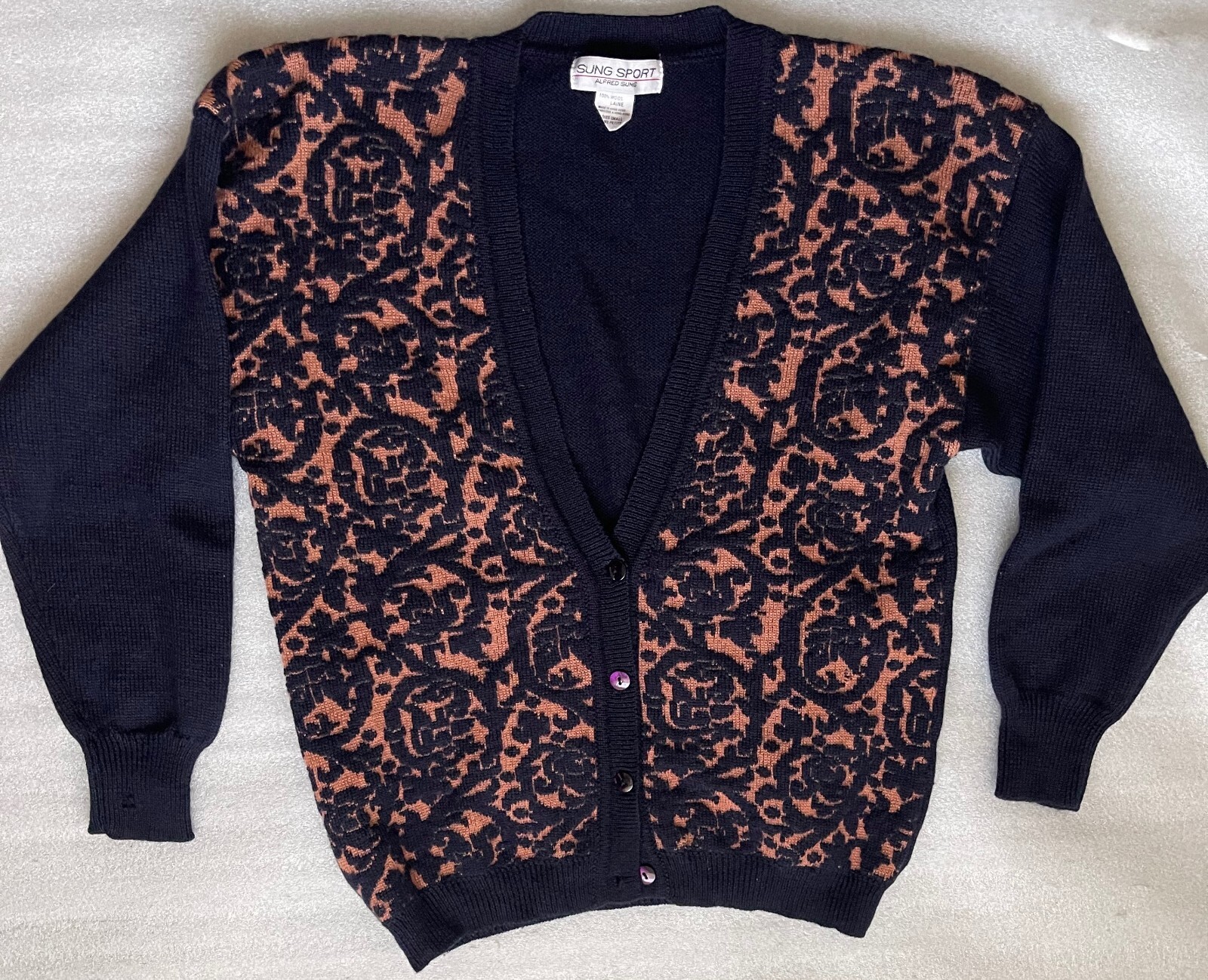 VINTAGE SUNG SPORT, WOMEN’S S, NAVY & PEACH 100% WOOL CARDIGAN SWEATER, EUC