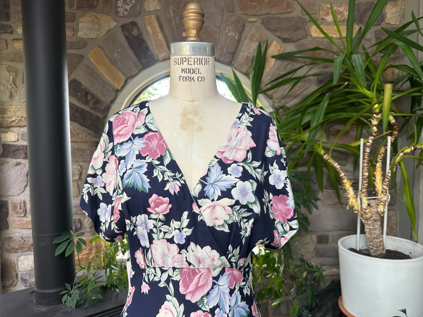 Vintage 1980s Does 1940s Navy Blue and Pink Floral Rayon Drop Waist Dress