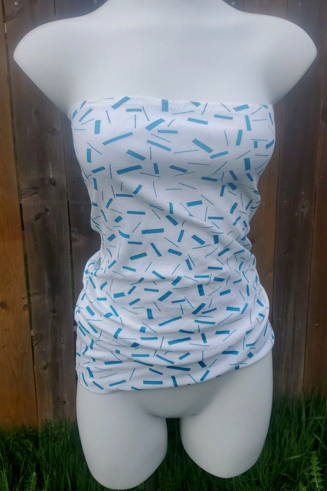 Vintage 1980’s 50/50 Tube Top White with Blue Print Single Stitch Made in USA