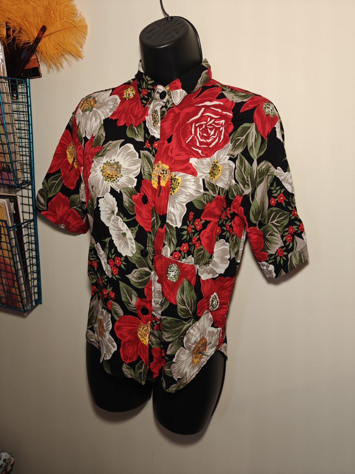Vtg 80s 90s Floral Red Black White Button Up Short Sleeve Top Pulp Fiction Indie