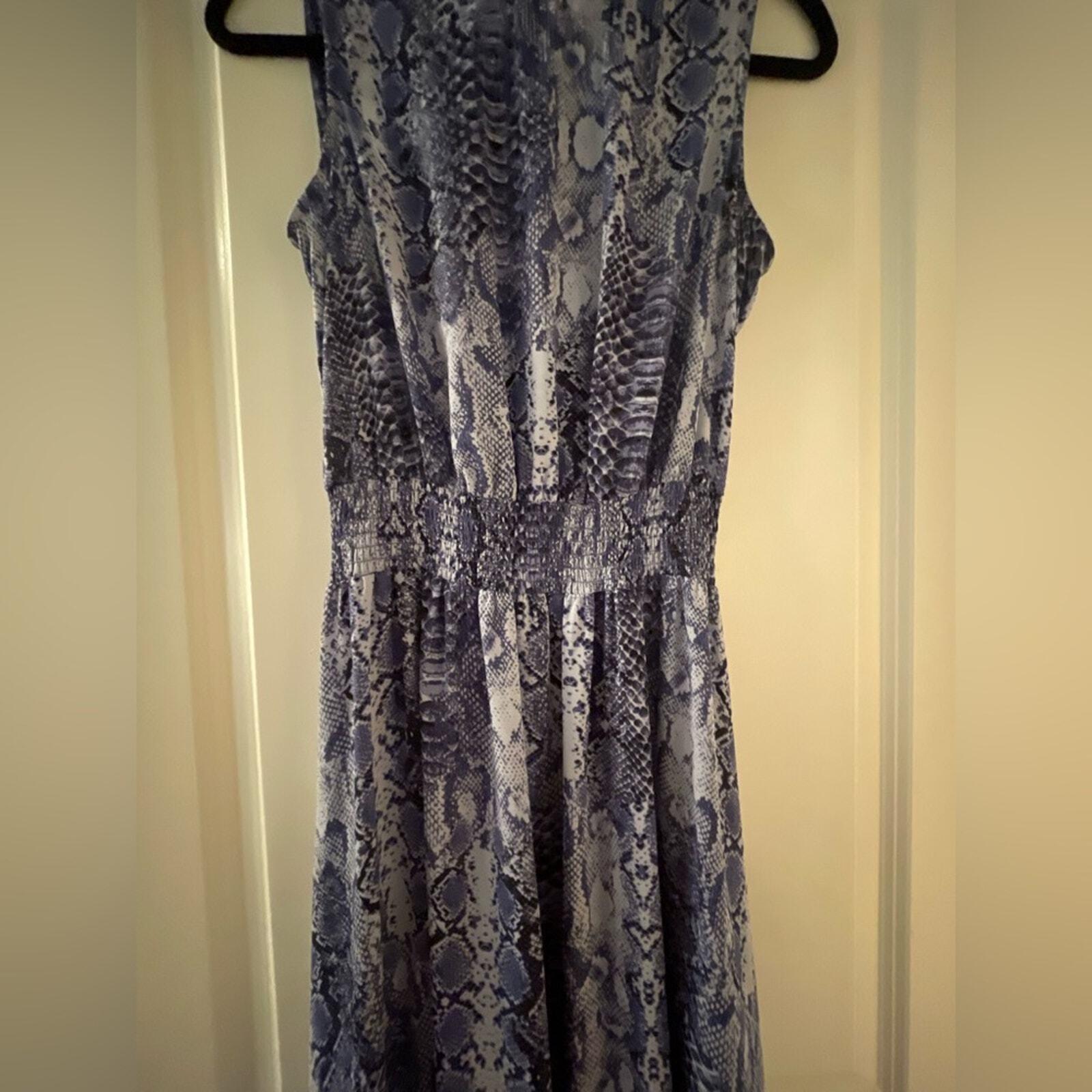 NANETTE LEPORE Blue Snakeskin Print High-Low Sleeveless Smocked Midi Dress Size