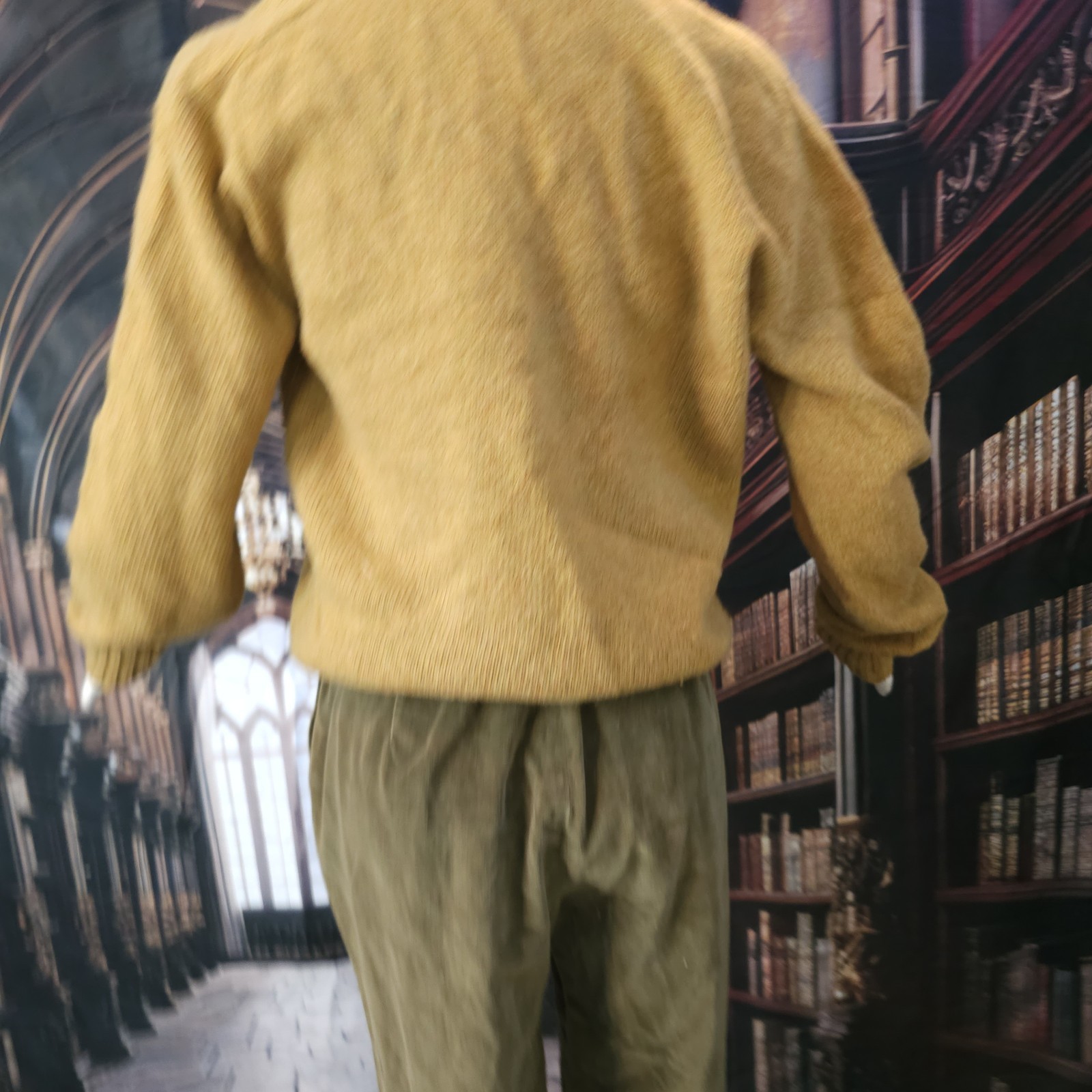 Vintage 1970’s Sweater Mustard Yellow V-Neck Pullover Cable Knit