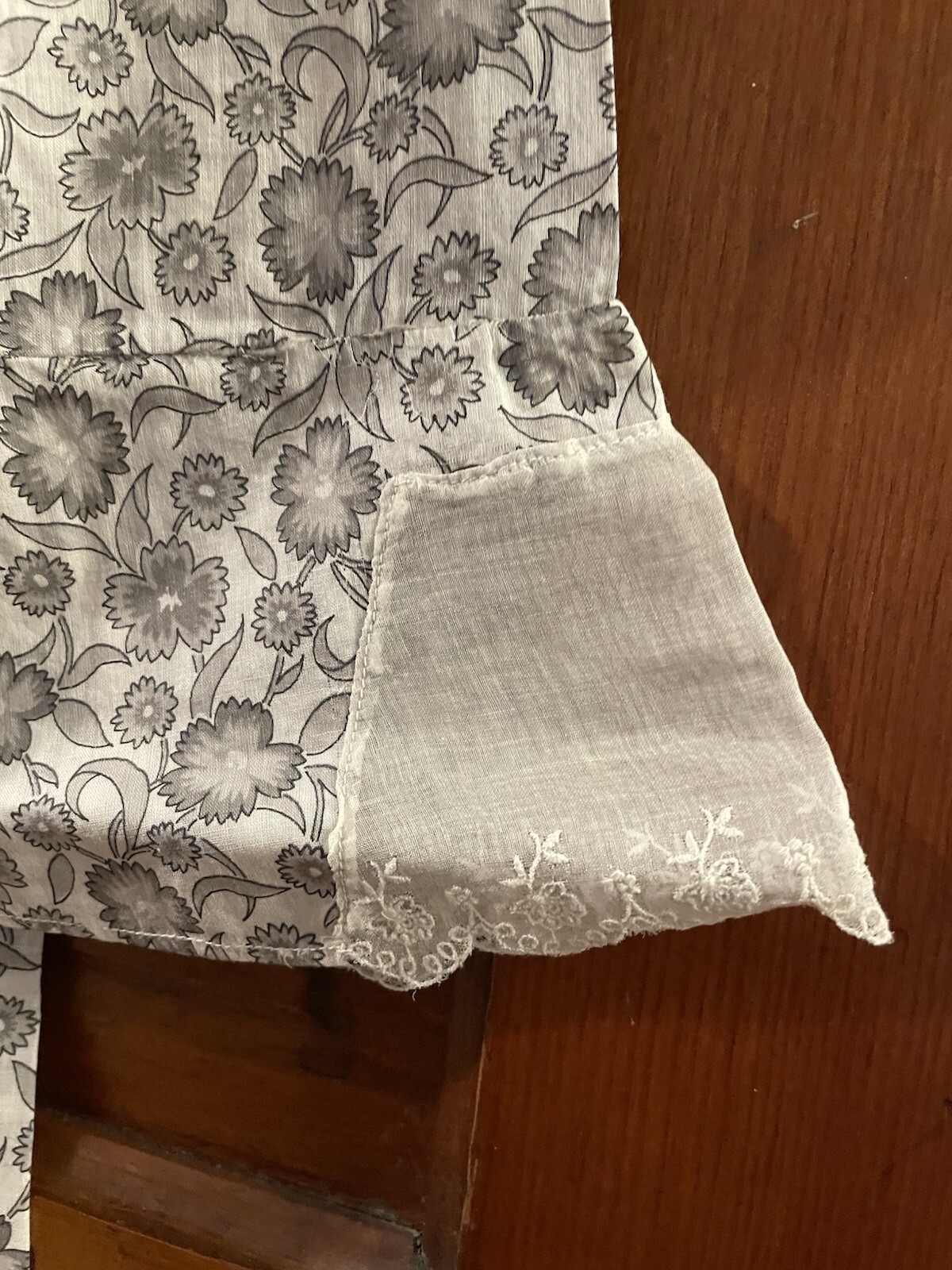 Incredible Early 1900s Cotton Calico Floral Day Dress Gray Lace