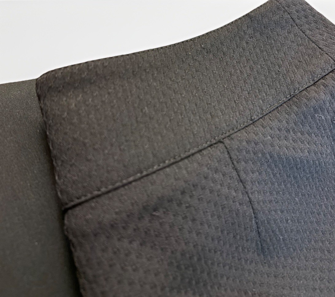 Vtg Armani Collezioni Italy Wide Leg Black Textured Trouser Pants Size 6 US EUC
