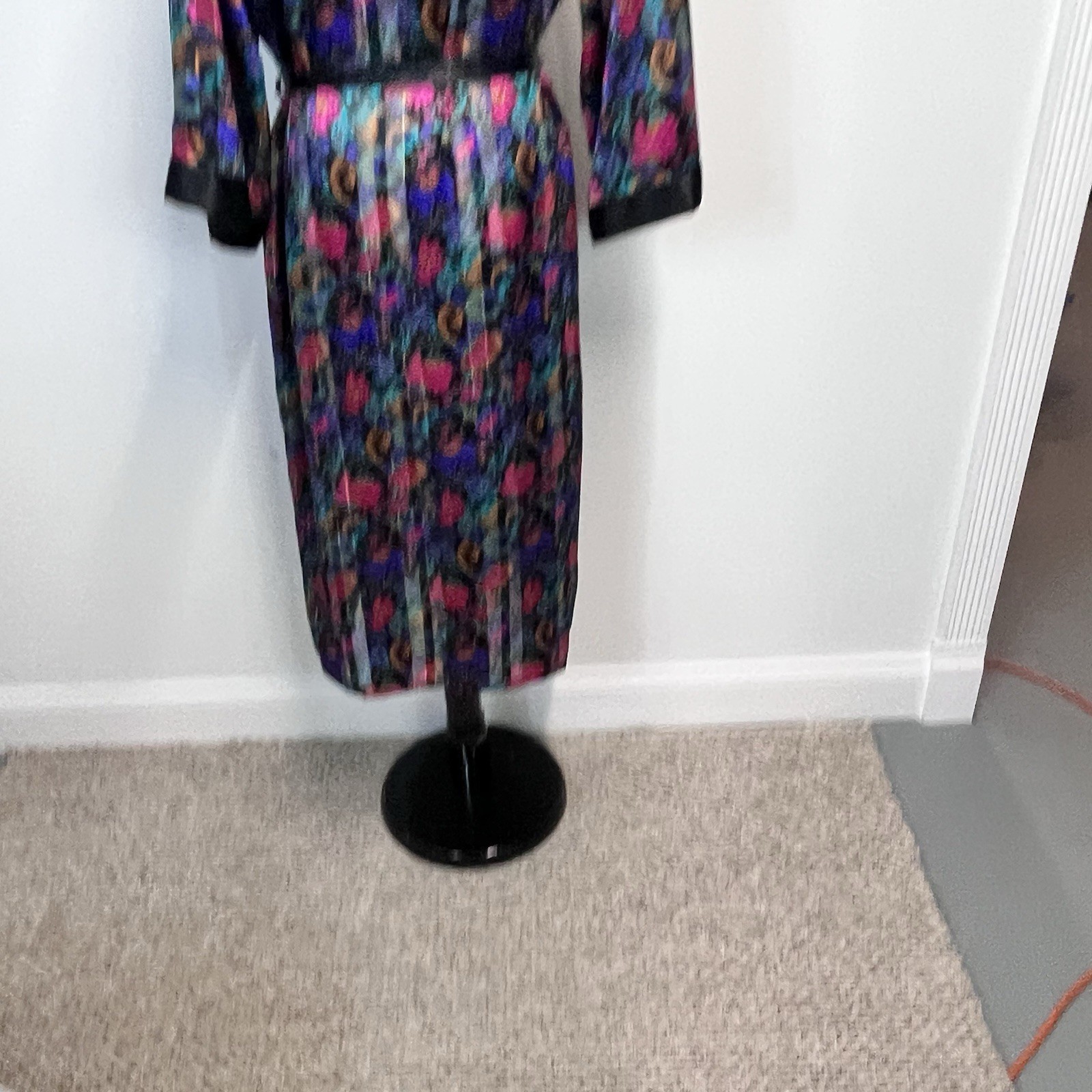 Vintage Inner Most Lingerie Robe sz Medium Black Pink Purple Floral Wrap Satin