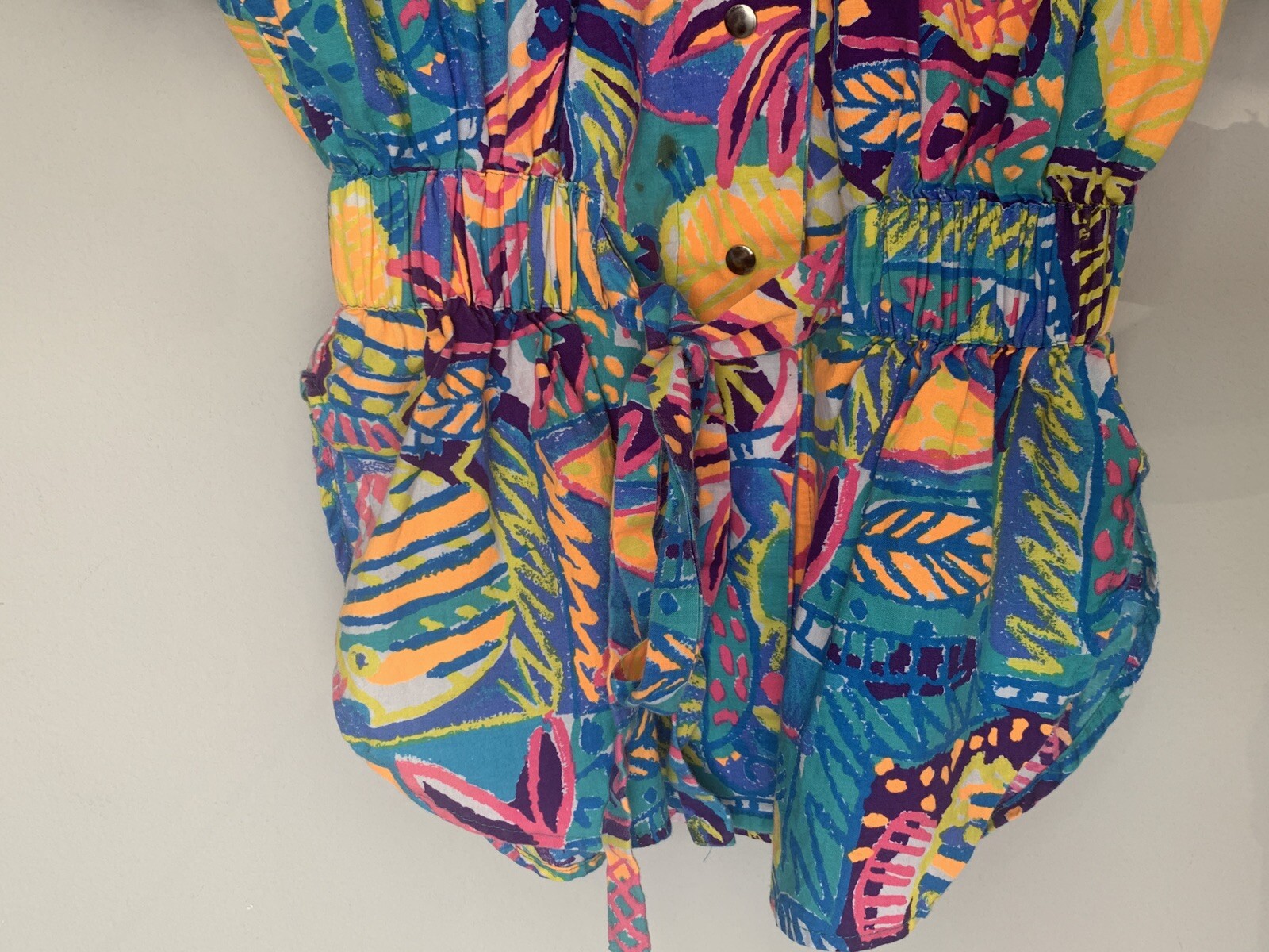 Vintage 80’s Bendigo Colorful Vibrant Funky Hooded Belted Peplum Top Medium