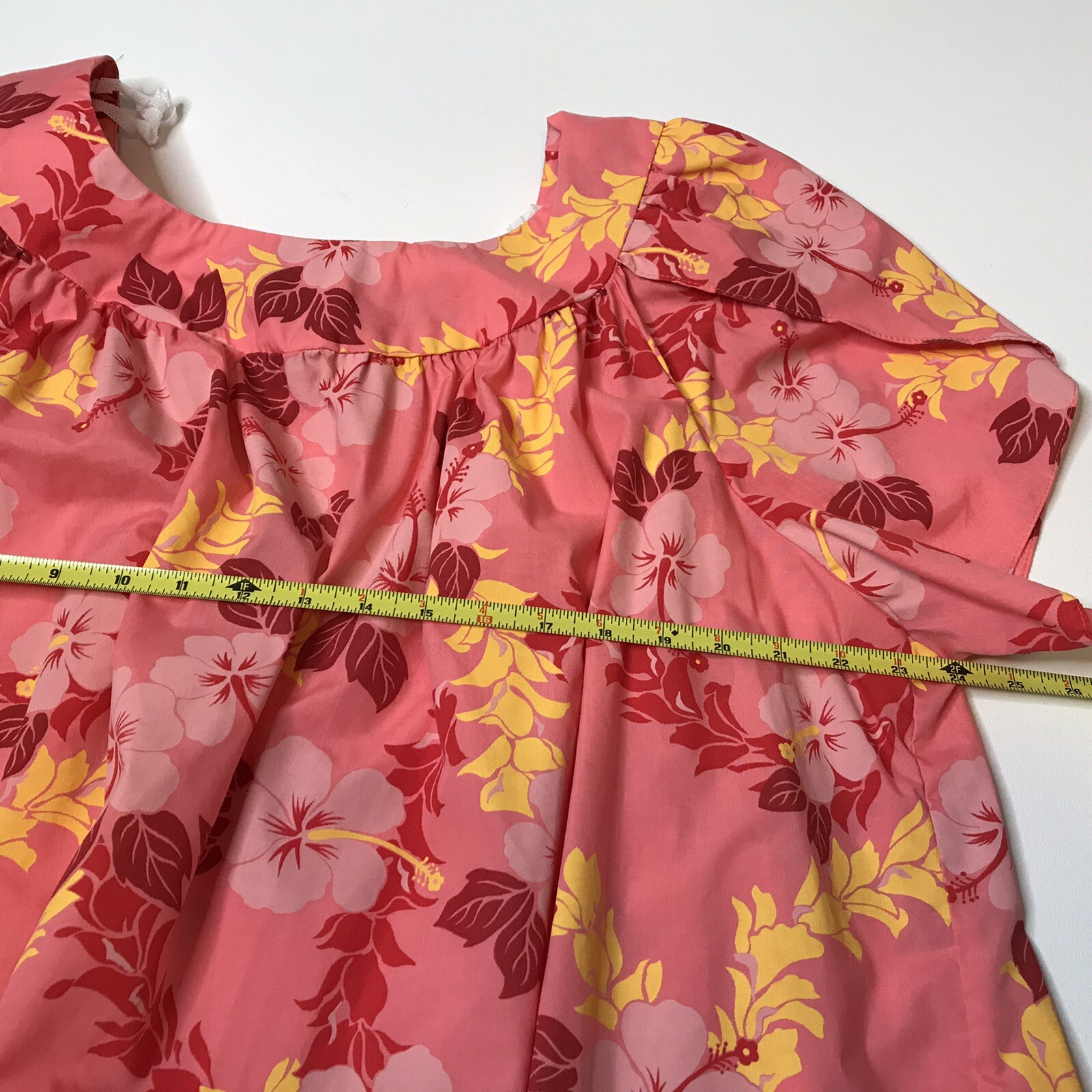 VINTAGE Shannon Marie OSCoral Pink Floral Hawaiian Dress Hibiscus Mumu Aloha 60s