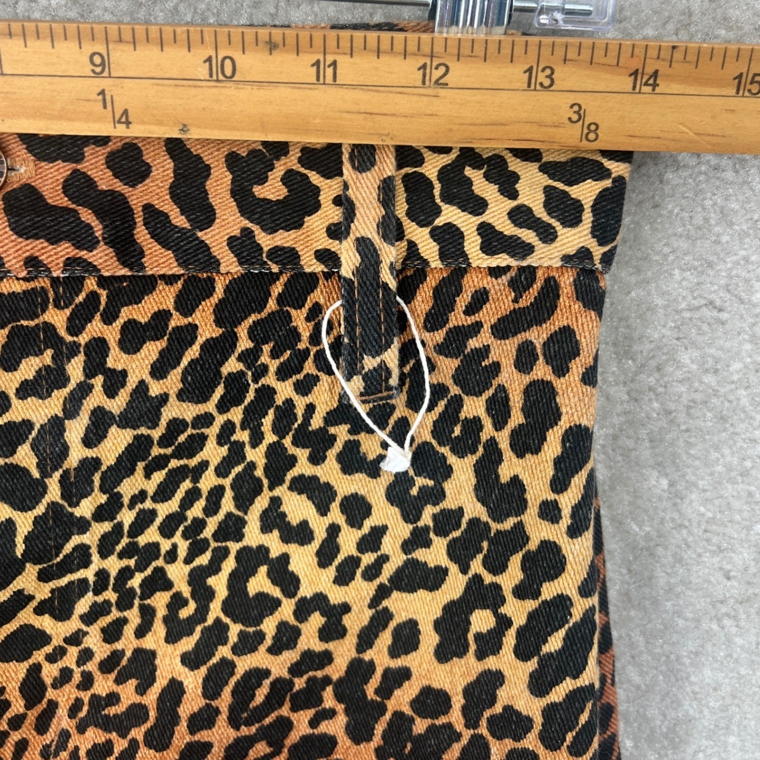 Vintage Made In The Shade Leopard Print Denim Mini Skirt USA Size 11 Y2K Indie