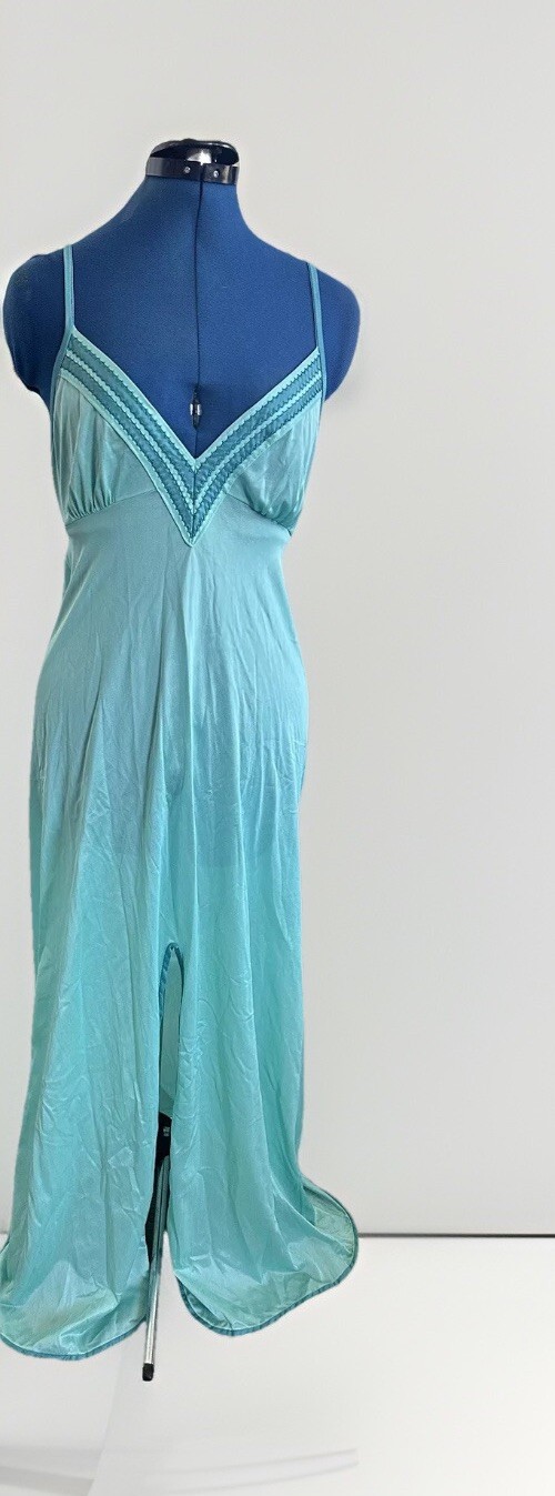 Vintage 70s Dutchess Individually Yours Teal Nightgown Slip Fairy Whimsy Cottage