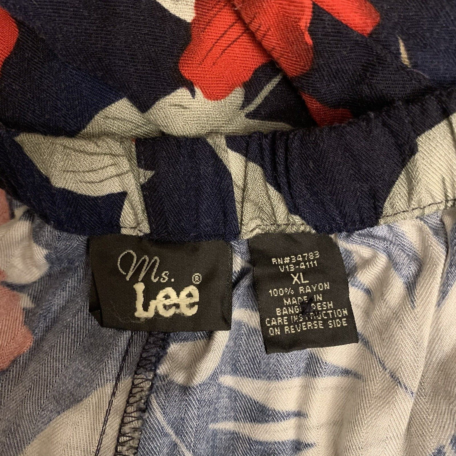 Ms. Lee. Size XL. Elastic Waist w Tie Rayon Zip Front Pants. B67.