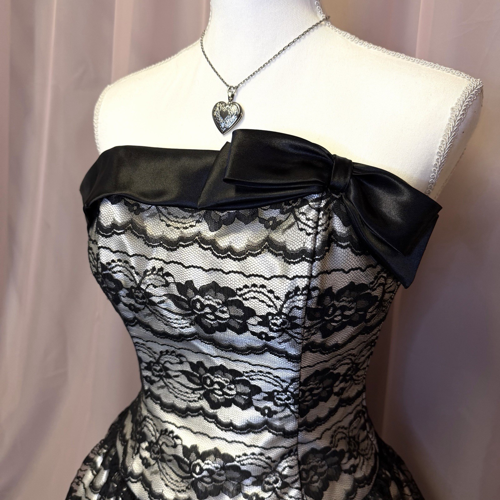 Vintage Jessica McClintock for Gunne Sax Black Lace Overlay Strapless Dress