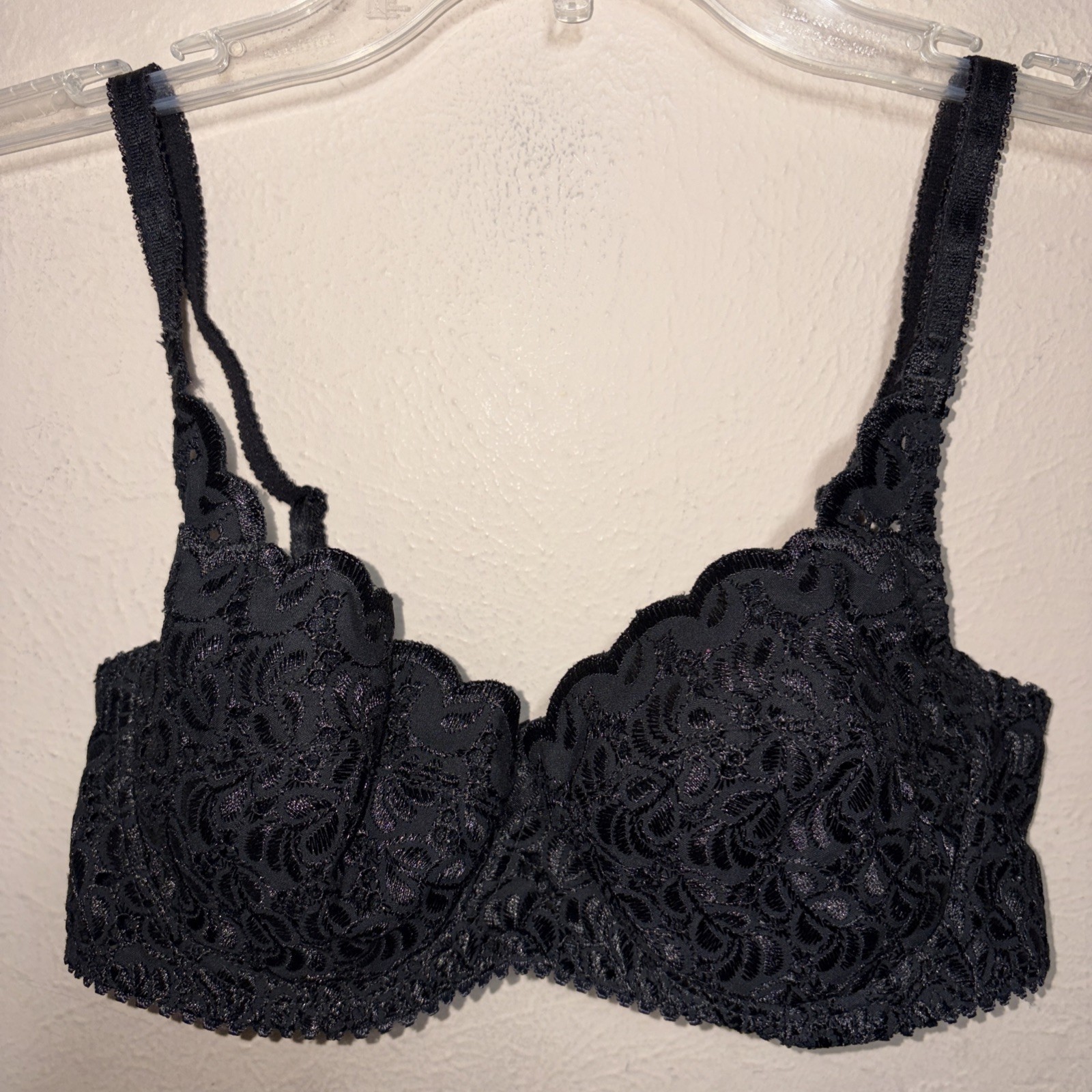 VTG Delicates 34C Bra Black Embroidered Lace UW Sexy Romantic 11935 No Pads