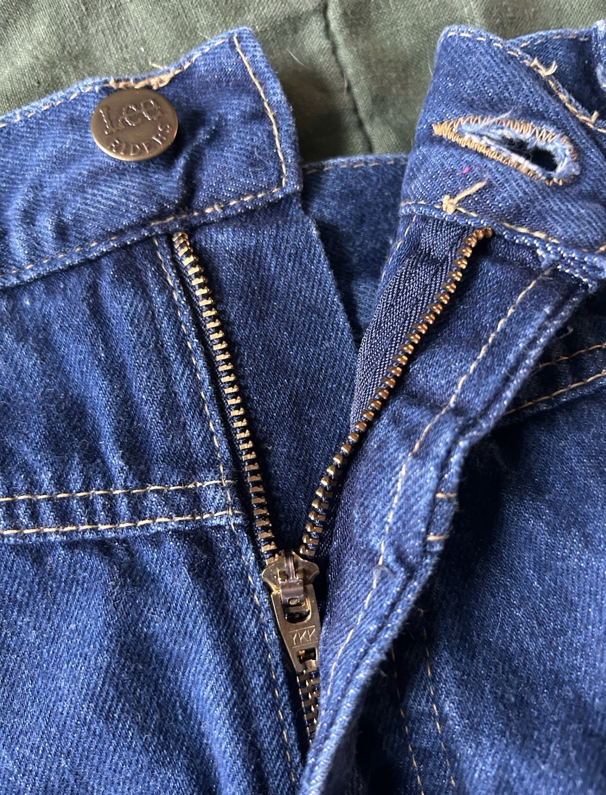 Vintage 1980’s Women’s Jeans Lee Riders Yoke TALL Union Made In USA 30×31 Sz 16