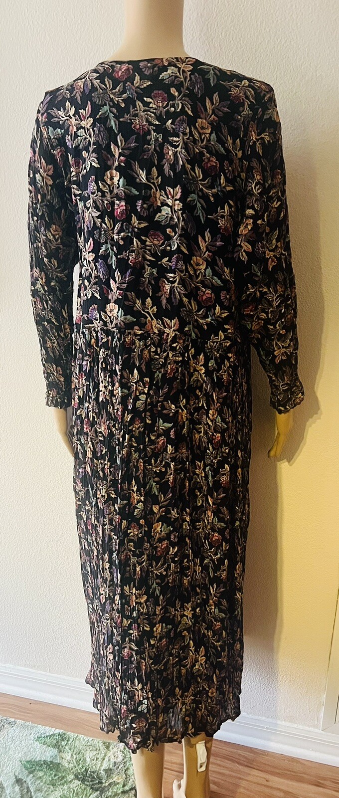 MINT Beautiful VTG Starina Floral Maxi Dress Cottagecore Whimsical Goth Medium