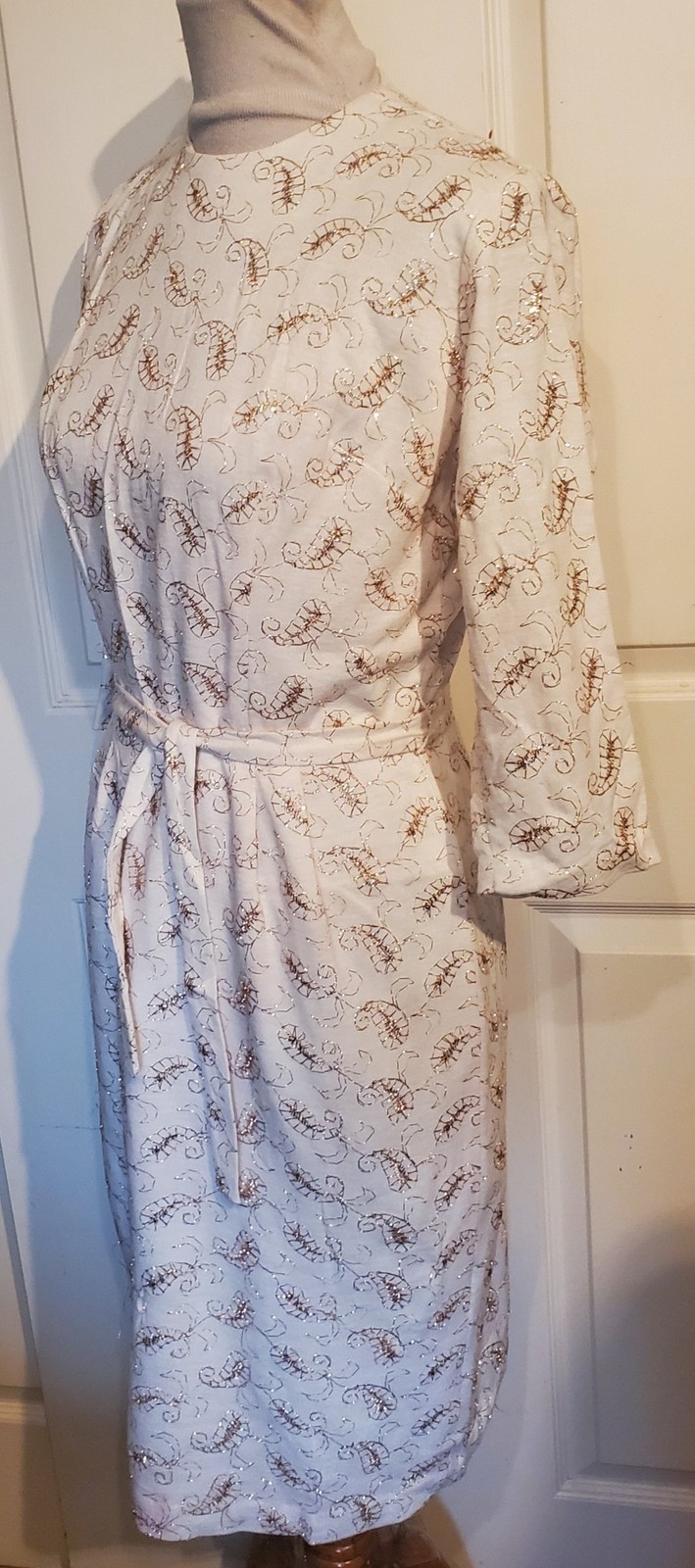 Vintage 50s 60s Winter White Wool Dress Metallic Gold Trim B38