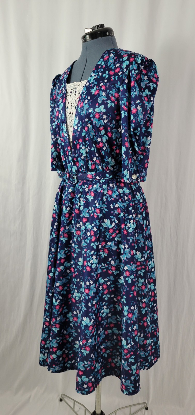 Vintage Whirlaway Blue Floral Dress w White Lace Inset & Matching Belt Size 12