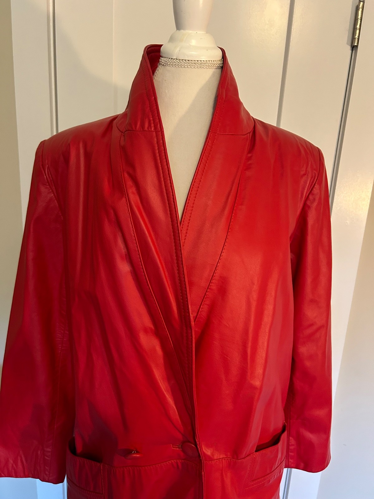 Vintage women’s 1980’s red Argentinian leather trench coat – Small