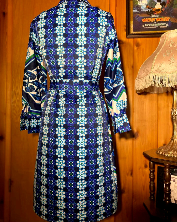1960’s Blue LANVIN Shirt Dress With Matching Belt (Size 8) Psychedelic