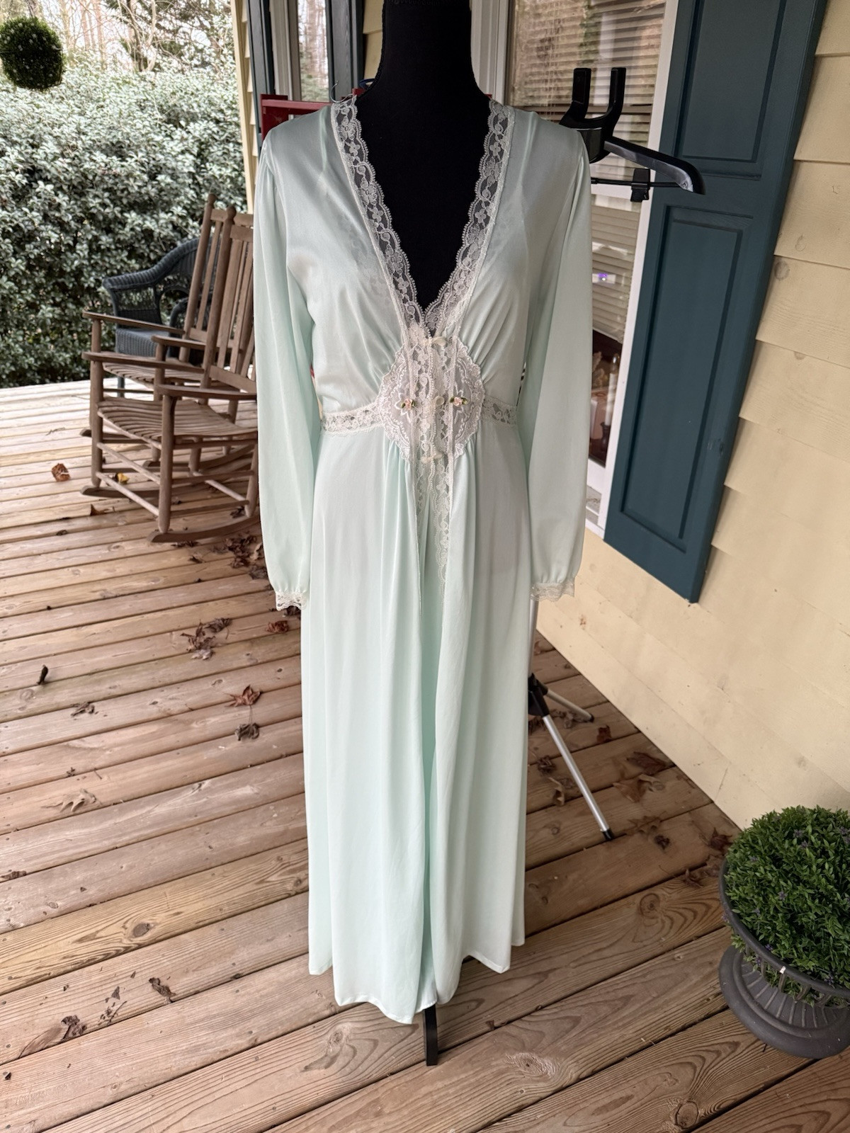 Vintage Soft Moments NY Set Silky Lace Peignoir Robe+Nightgown Lt Blue Nylon M/L