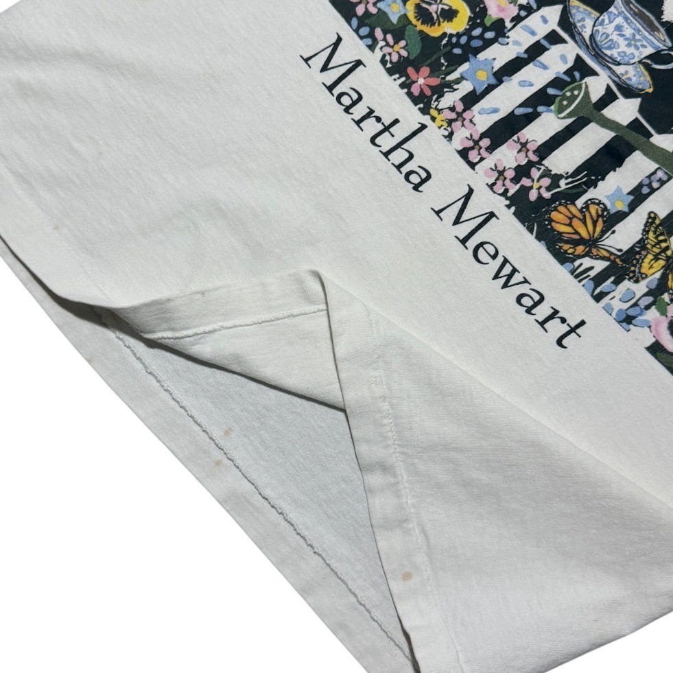 Vintage 90s Martha Mewart Cat Kitty Funny Animal Cottage Tea Art Graphic T-shirt
