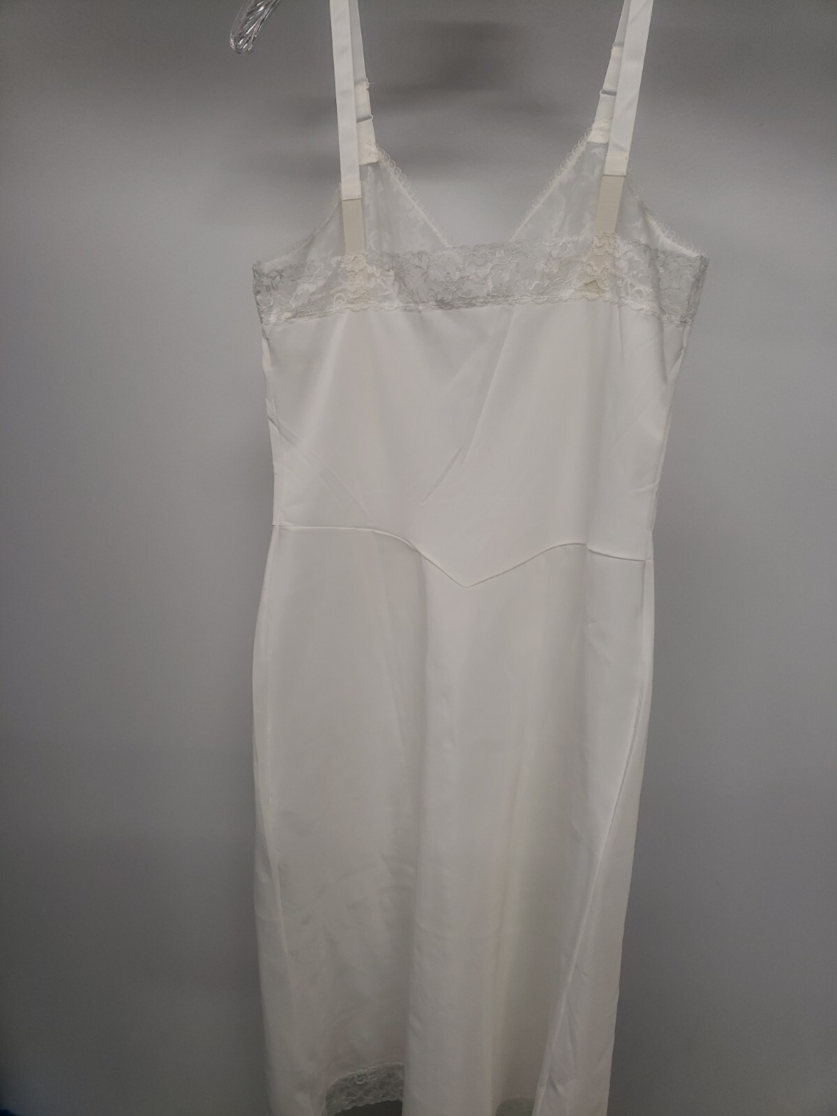 Warner’s Laros Sleepwear Size 34 White Vintage