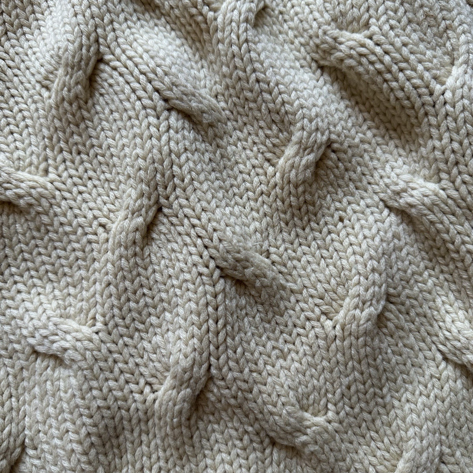 Vtg ALDO Gerick Handmade Cable Knit 100% Wool Sweater Women Medium Yellow Cream