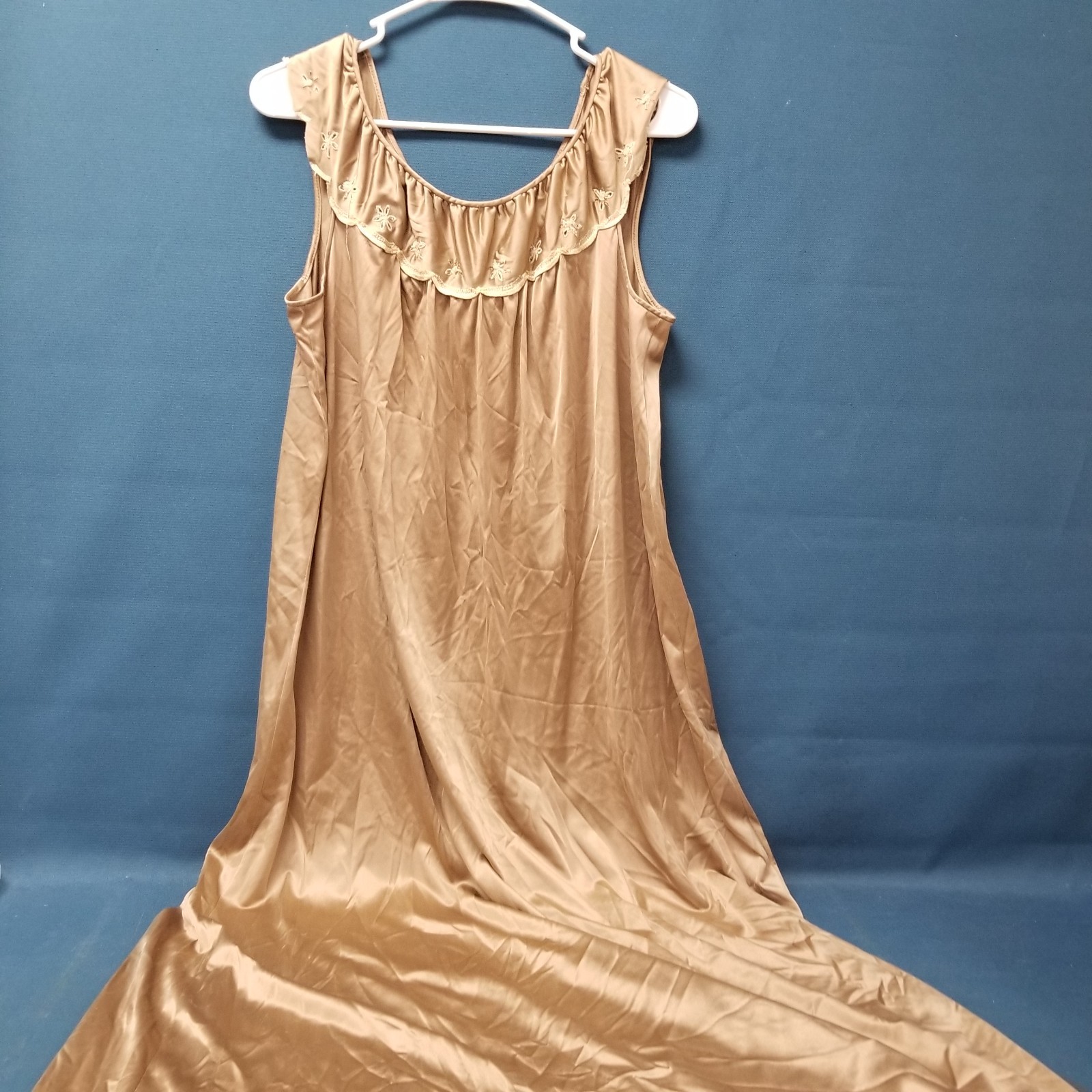 Vtg JC Penney Brown Nylon Antron III Satin Nightgown Sz M