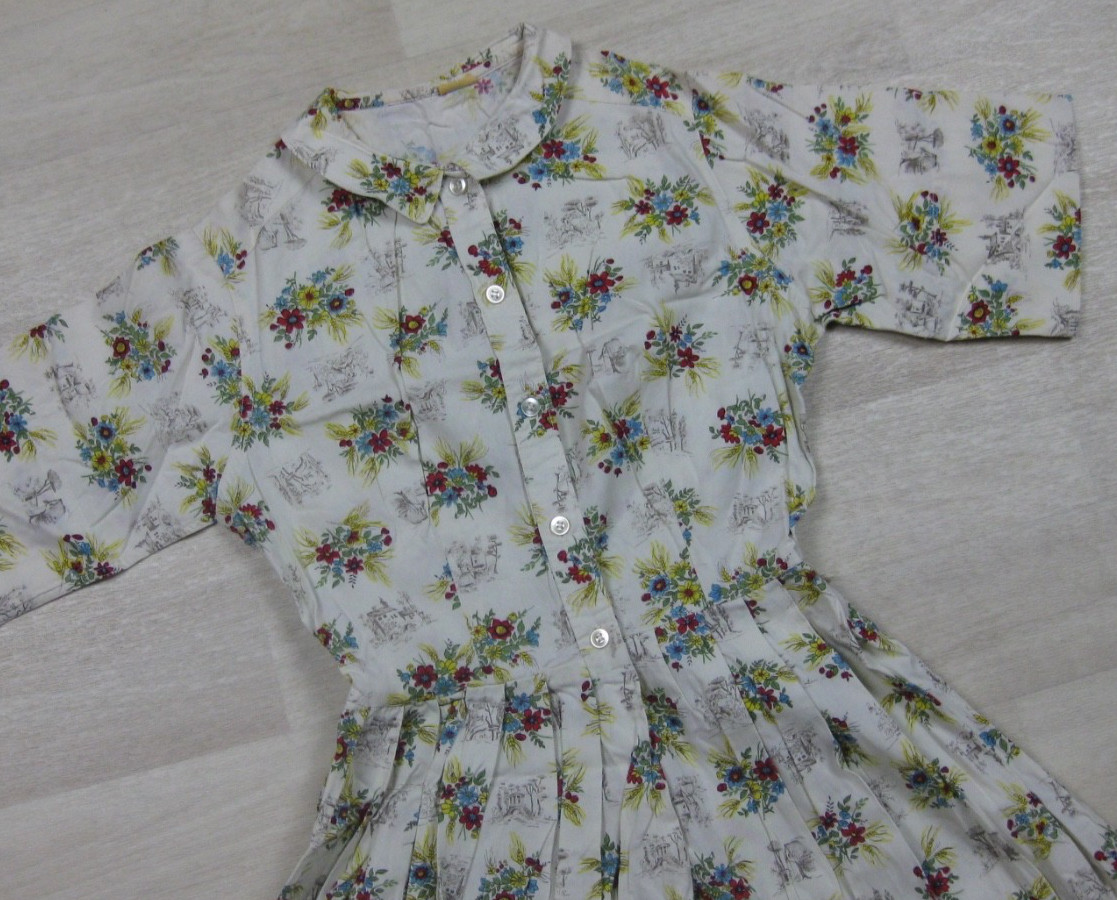 Vintage 50s Shirtwaist Day Dress (XS) Cotton Novelty Print Floral Landscape