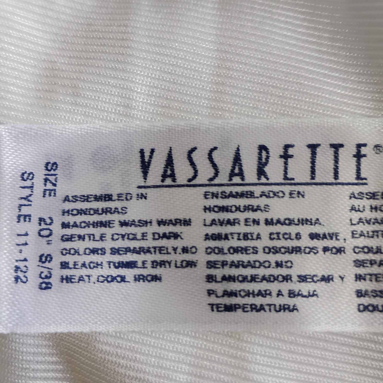 Vassarette Half Slip White Nylon 24″ x 20″ Side Slit 7″ #11-122 ~ Size S