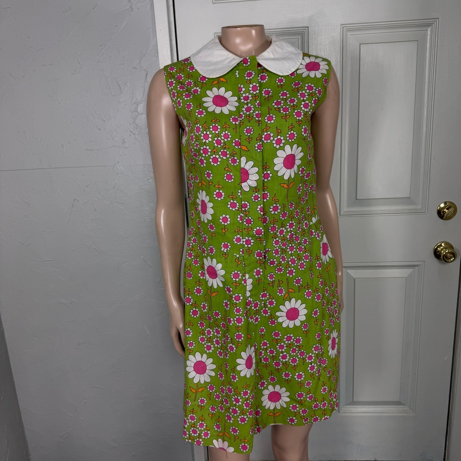 Vintage 60s 70s Handmade Cotton Shift Dress Mod Floral Retro Zip Mini Vibrant A9