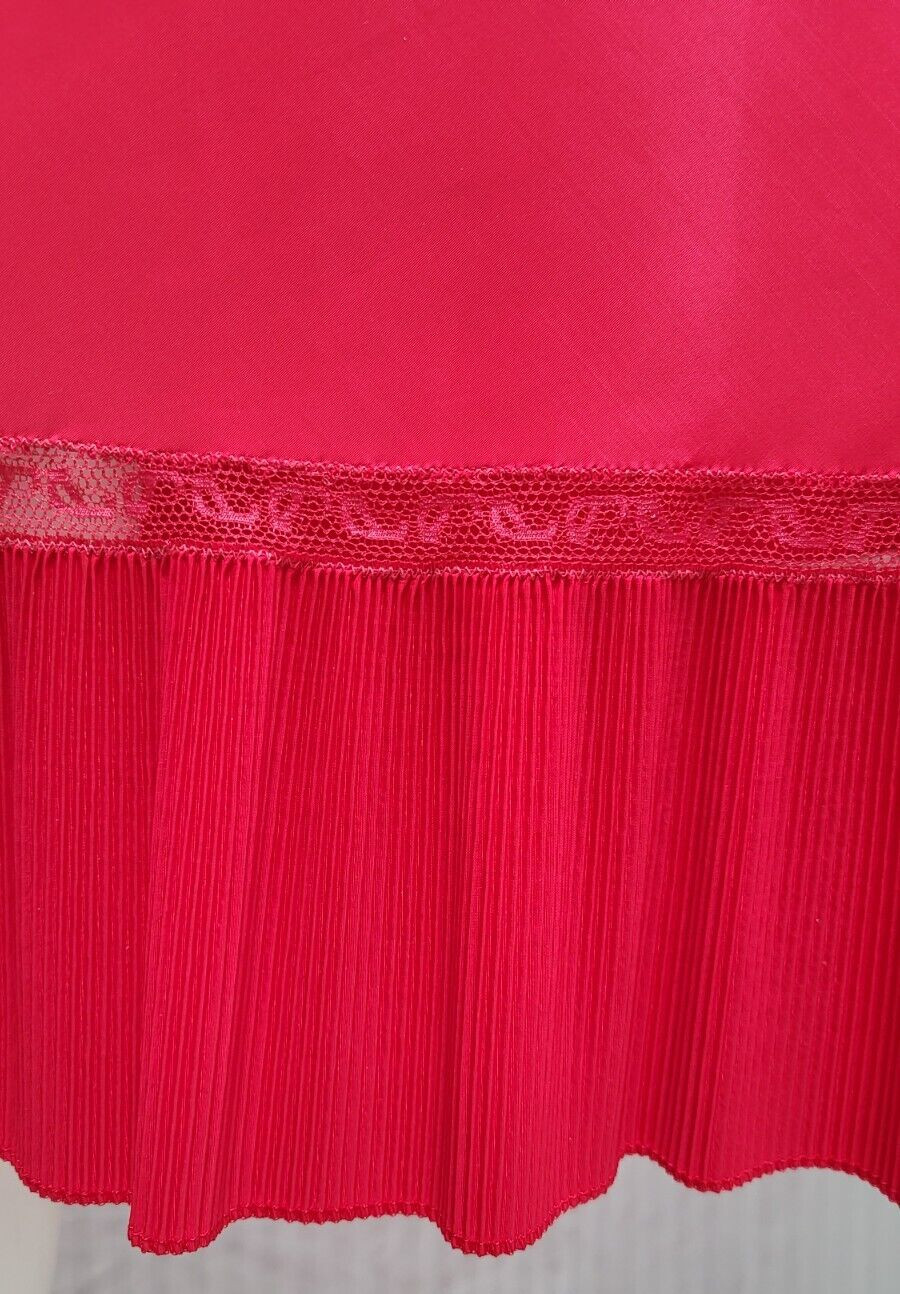 Vintage 40/50s BARBIZON Tafredda Red Full Slip Lingerie Micro Pleats- Size S/M