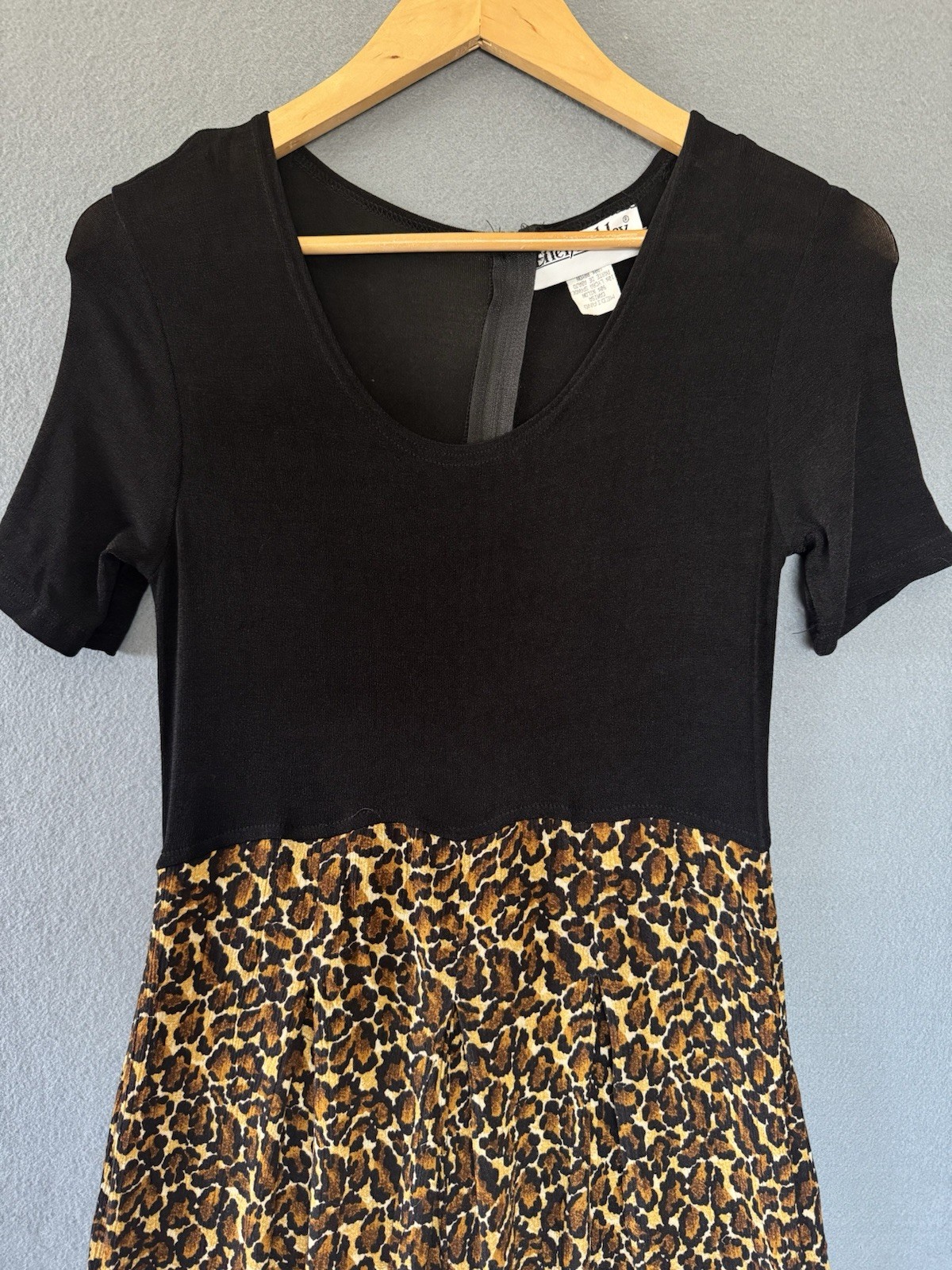 Vintage 80s Ellen Ashley Leopard Print Jumpsuit Wide Leg Disco USA Womens M