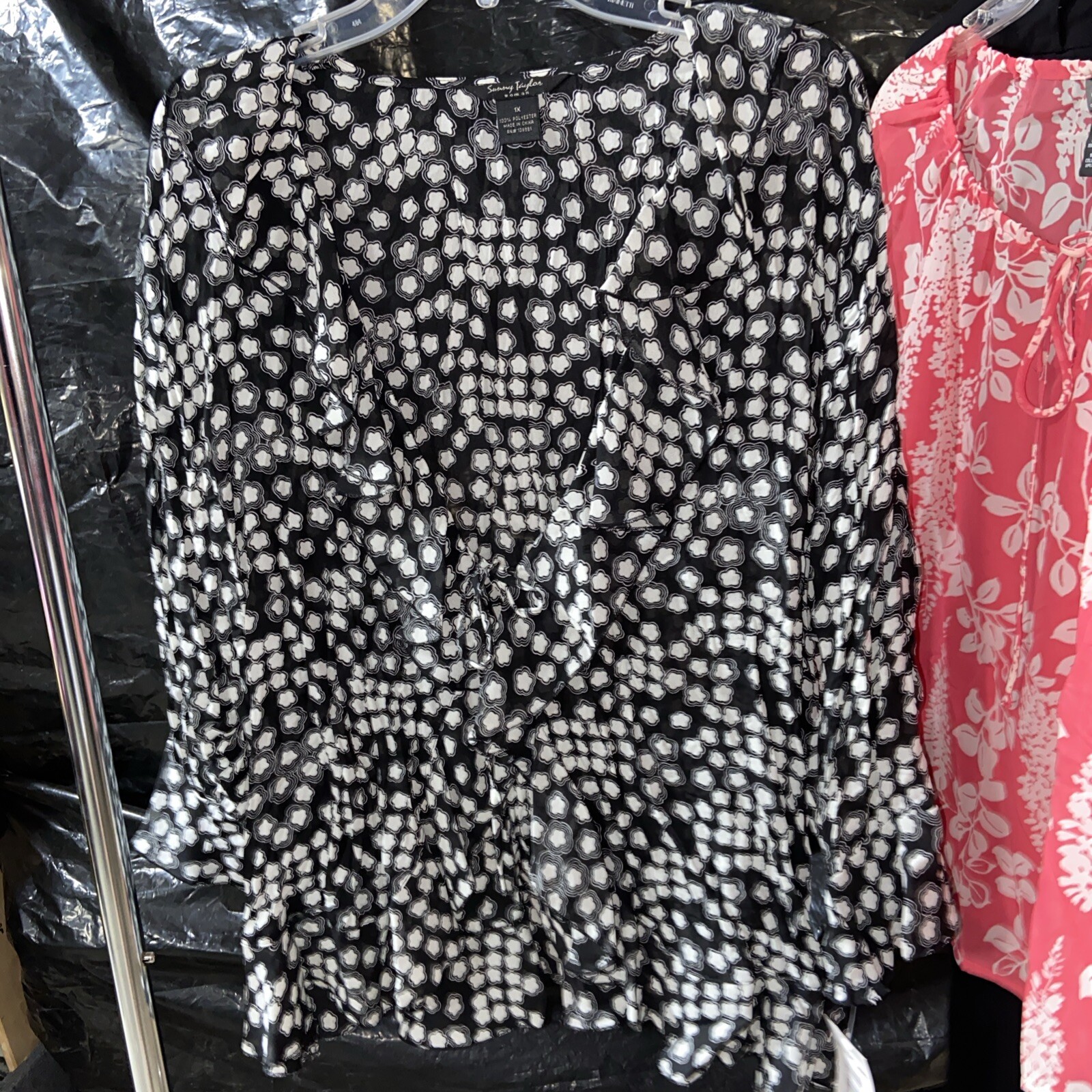 Blouse And Pants Size 16 Pants And XL Blouses Peach And Black 2 Tops 1 Pant