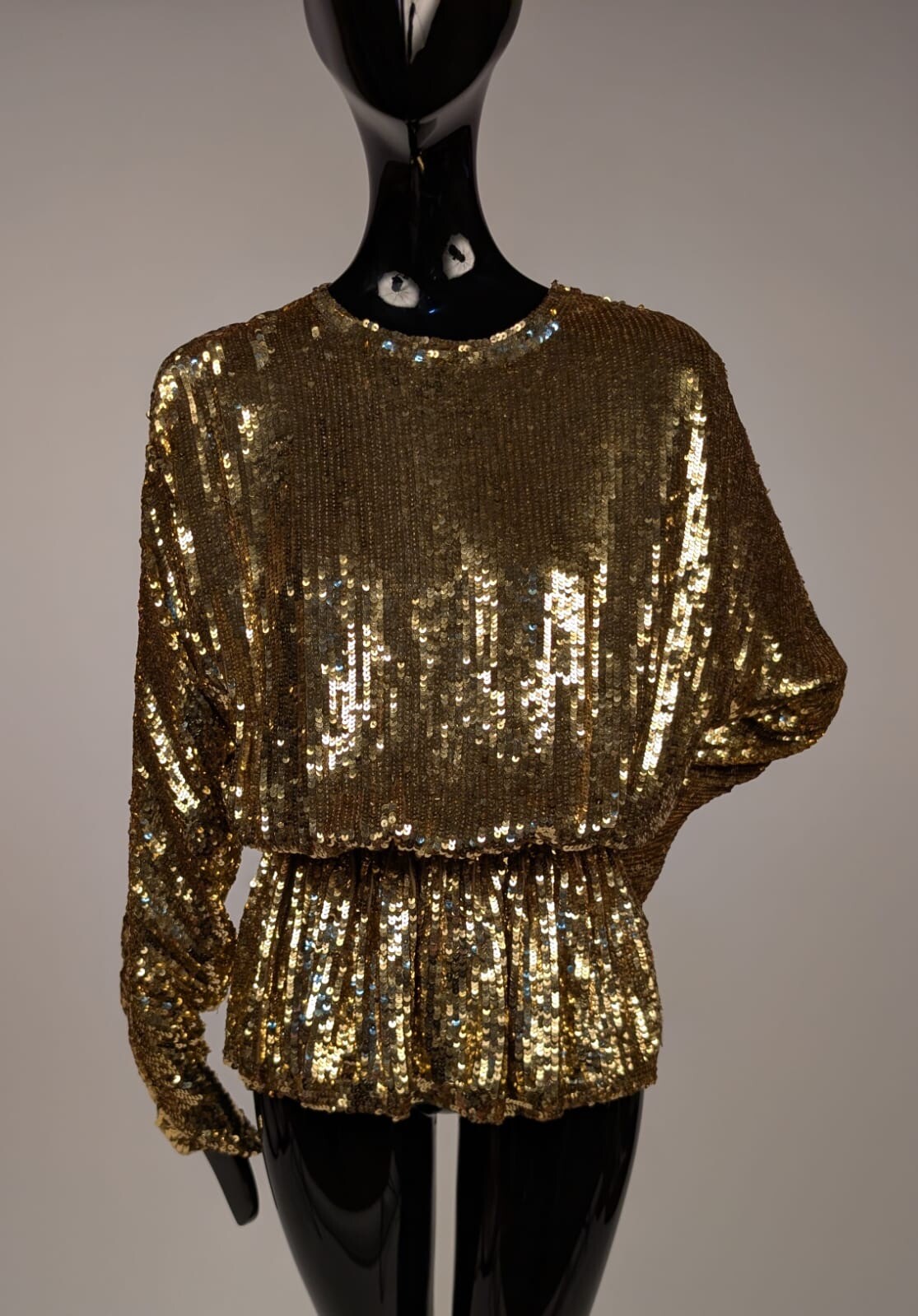 RUNWAY EARLY 1980’S OSCAR DE LA RENTA METALLIC GOLD SEQUIN TOP