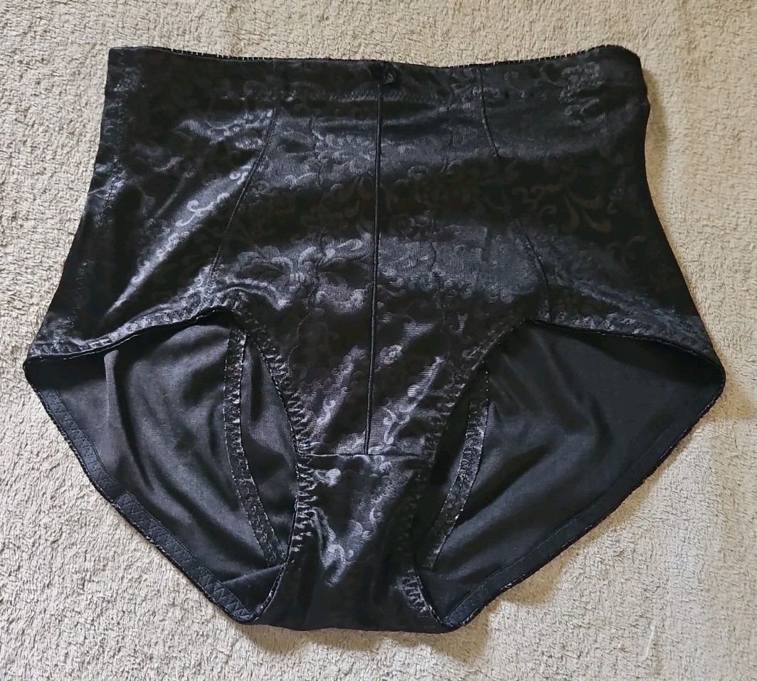 15 Pc Vintage Bras, Girdles & Shapers Lot Satin Nylon Lace FLAWS