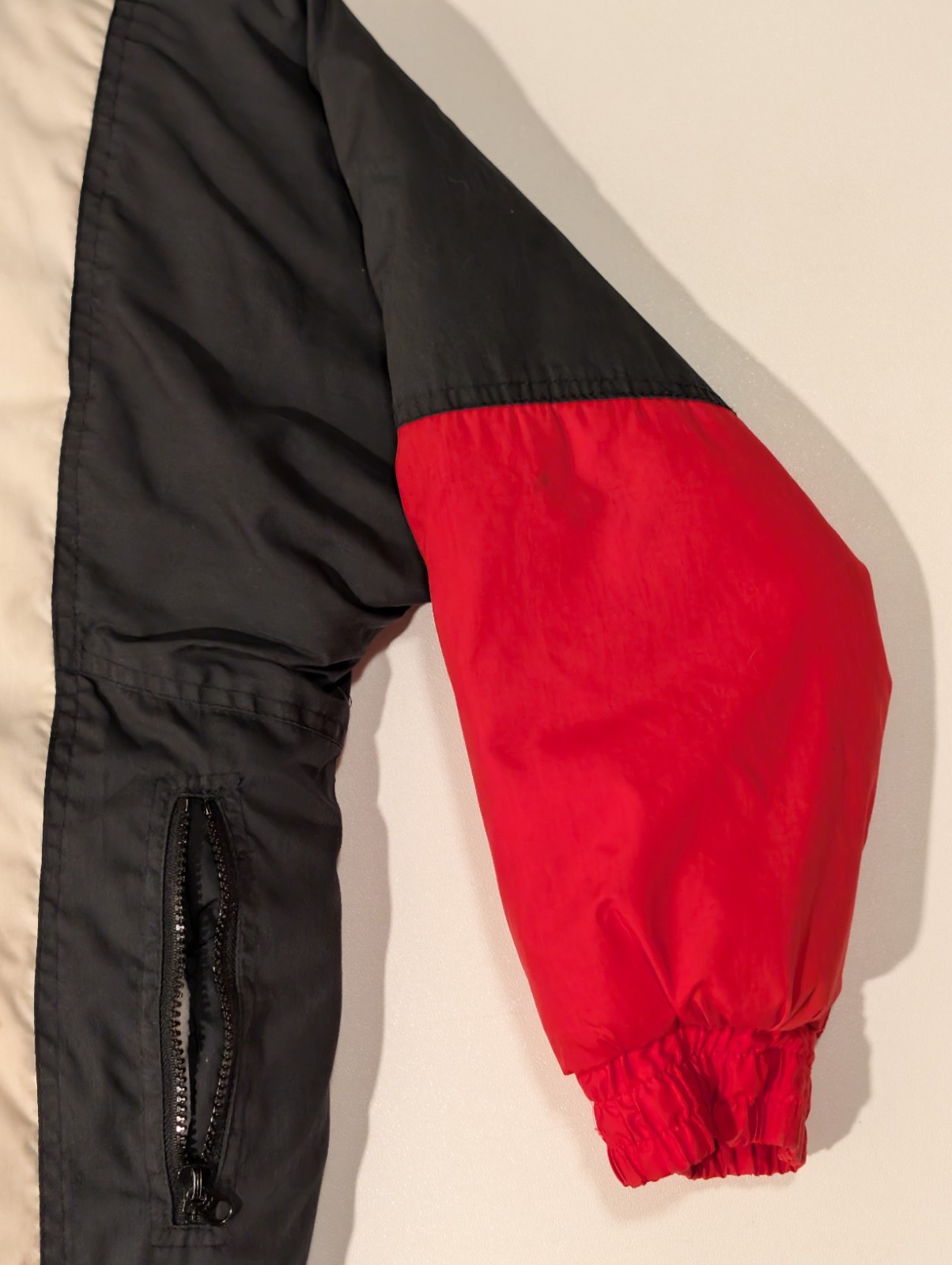 Vintage Down Fill Downhill Racer Ski Jacket Red White Blue Color Block Geometic