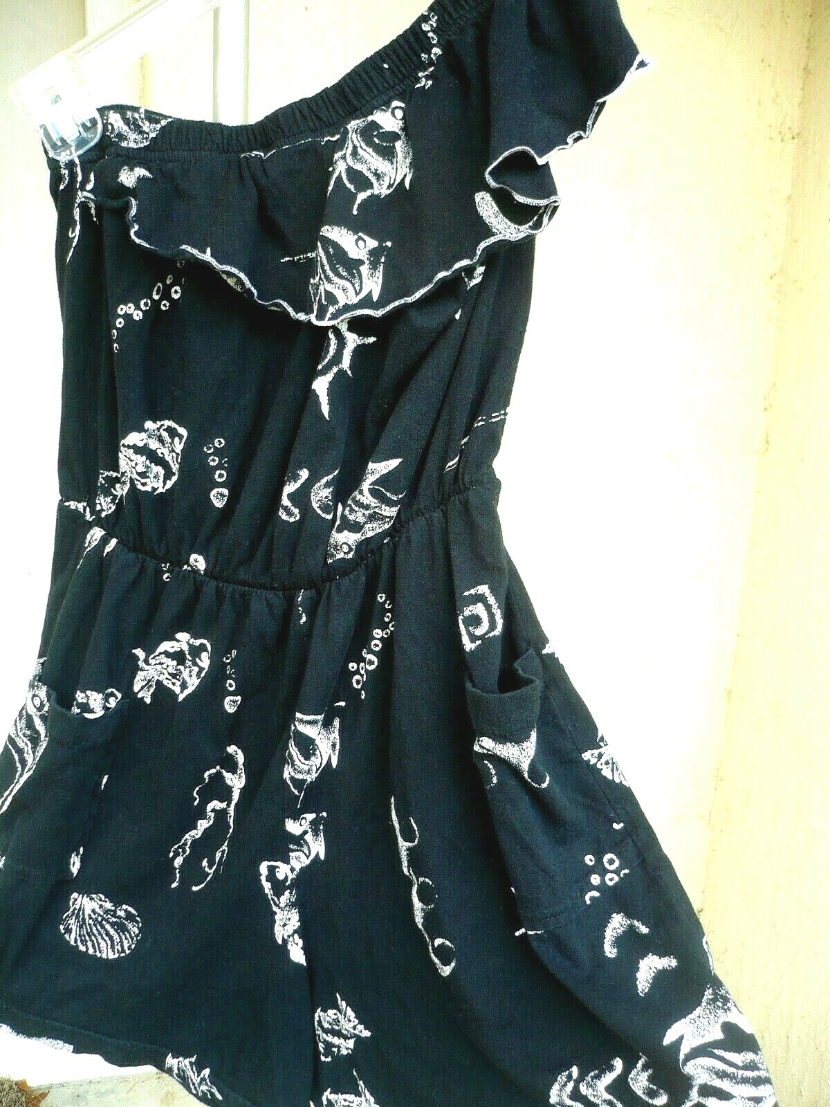 VTG USA ROMPER WOMEN M L ONE SHOULDER BLACK PLAYSUIT PAINTED FISH BUBBLES TRAVEL