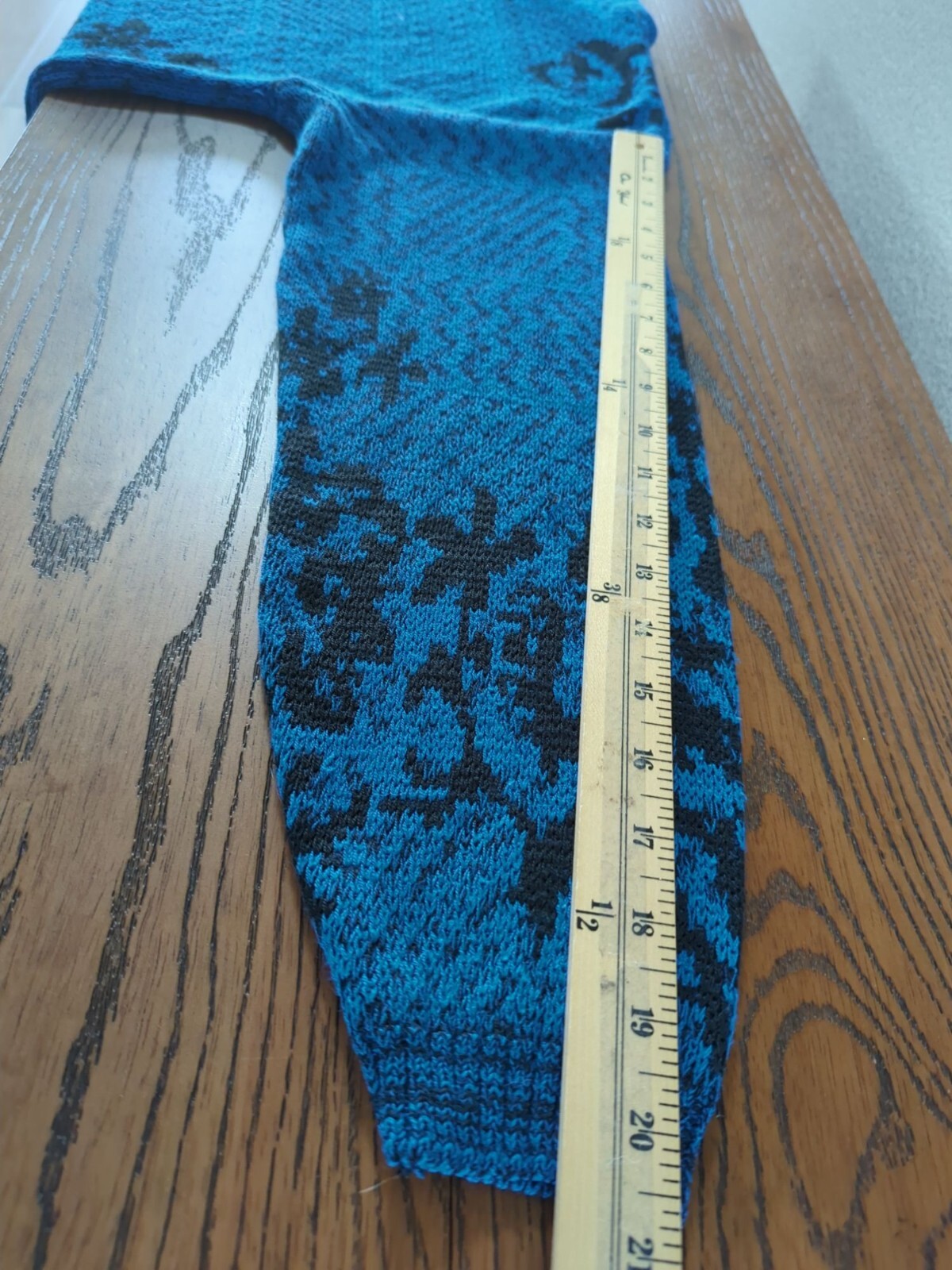 Vintage Tan F Jay long sleeve Sweater Blue & Black abstract floral Pattern Sz M