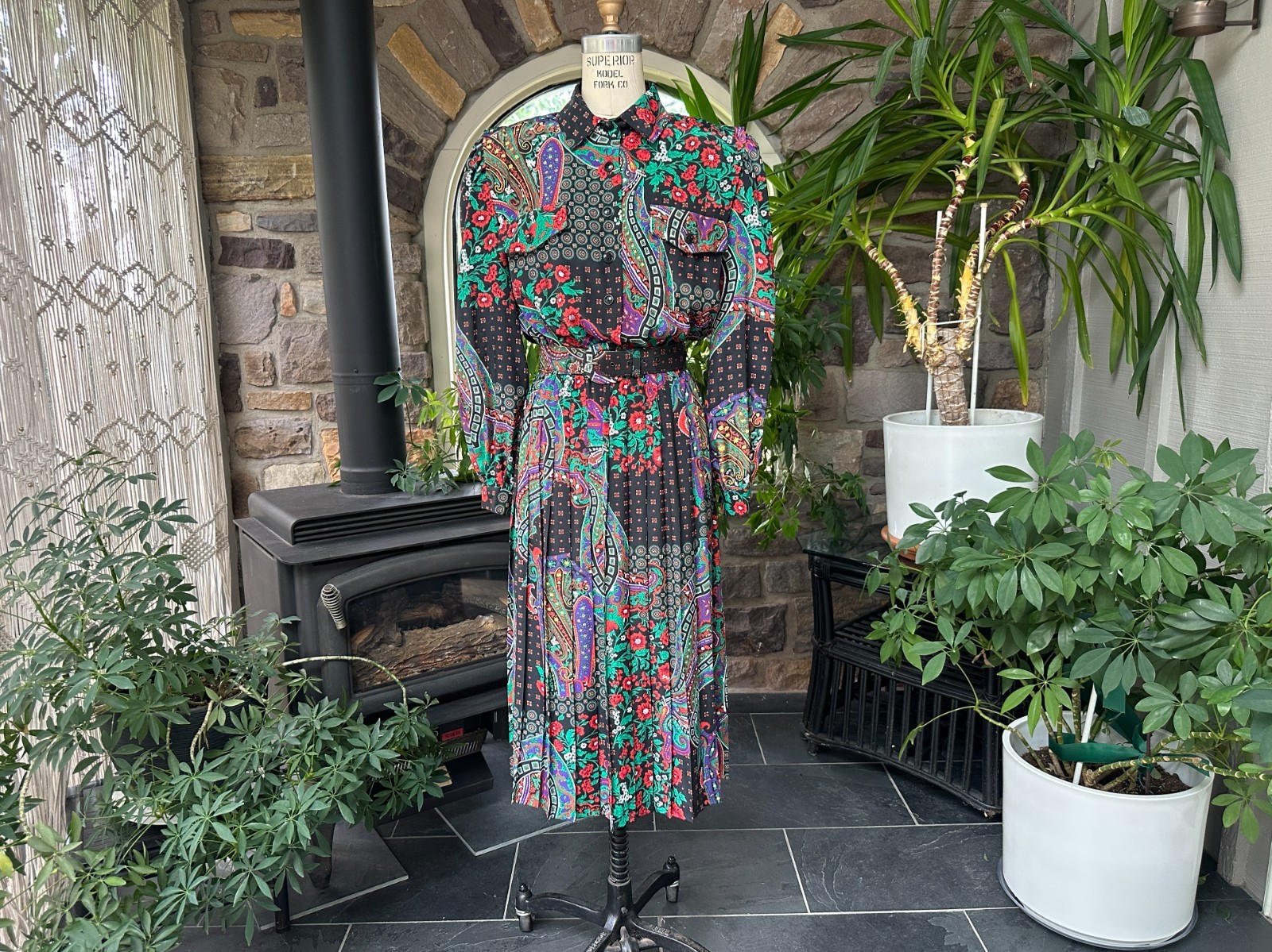Vintage 1980s Black and Green Floral Paisley Dress Leslie Fay Dresses