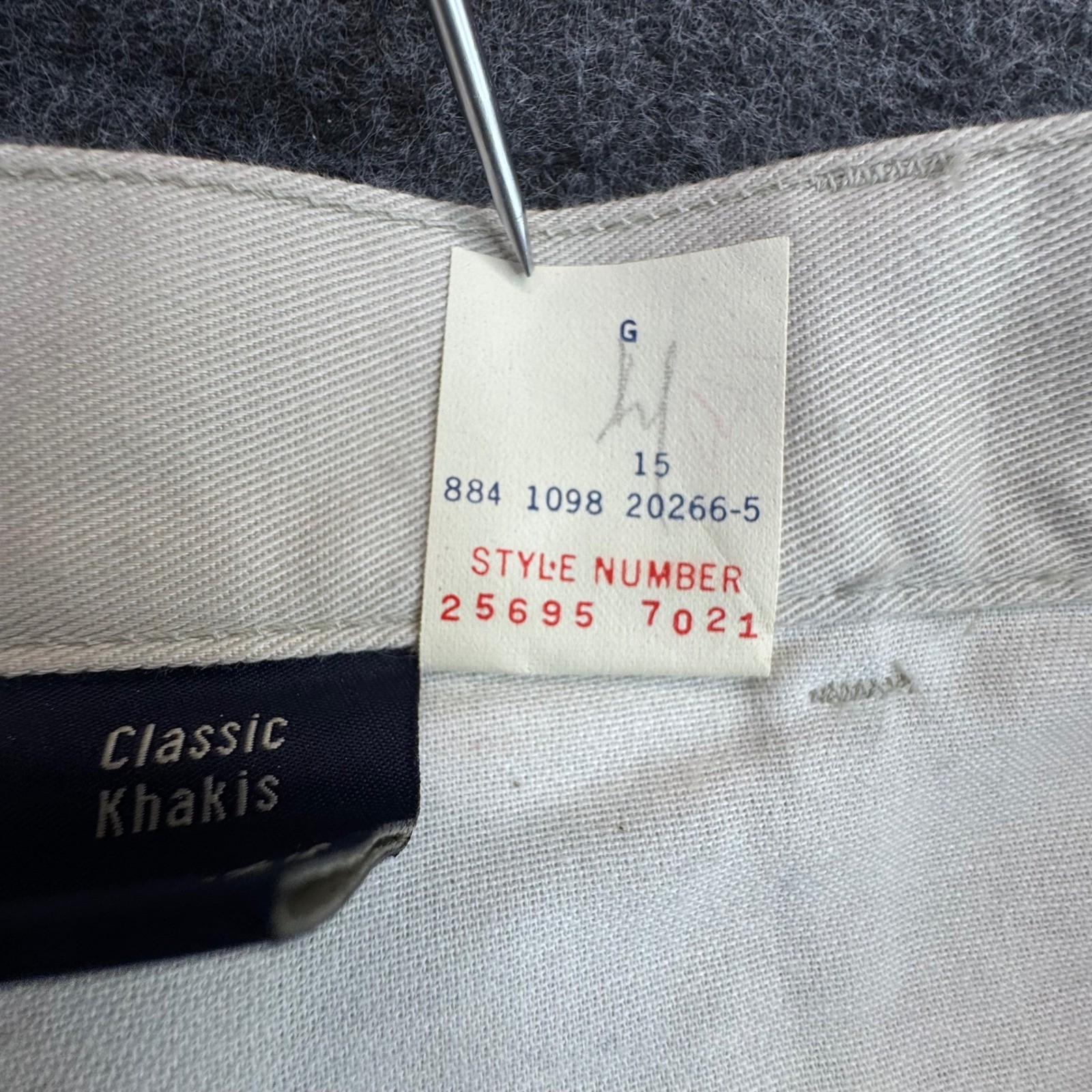 Vintage Womens Dockers Classic Khakis Pants 12×31 Beige Pleated Tapered Chinos