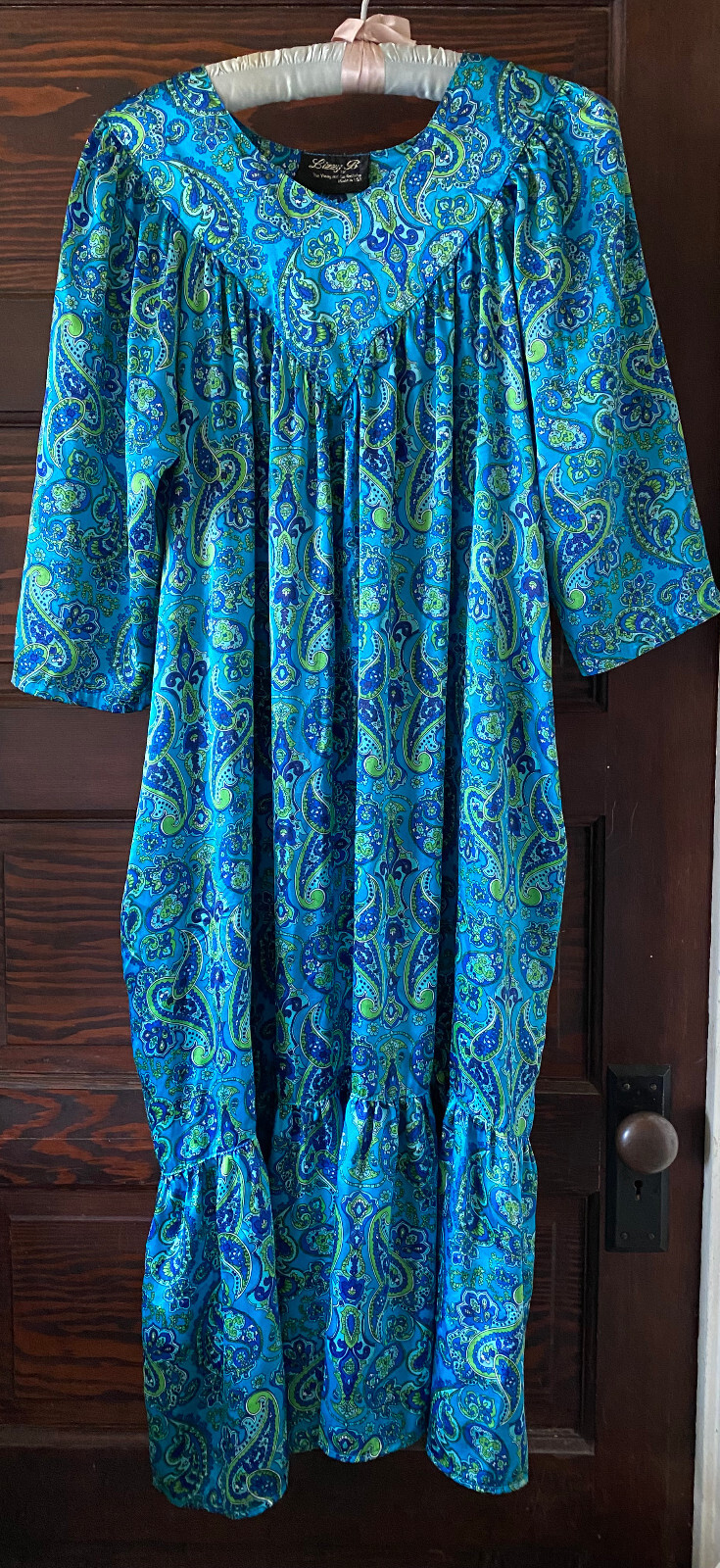 Vintage LIZZY B Women’s Nightgown Blue Green Satin Paisley 70’s Aprox Size M / L