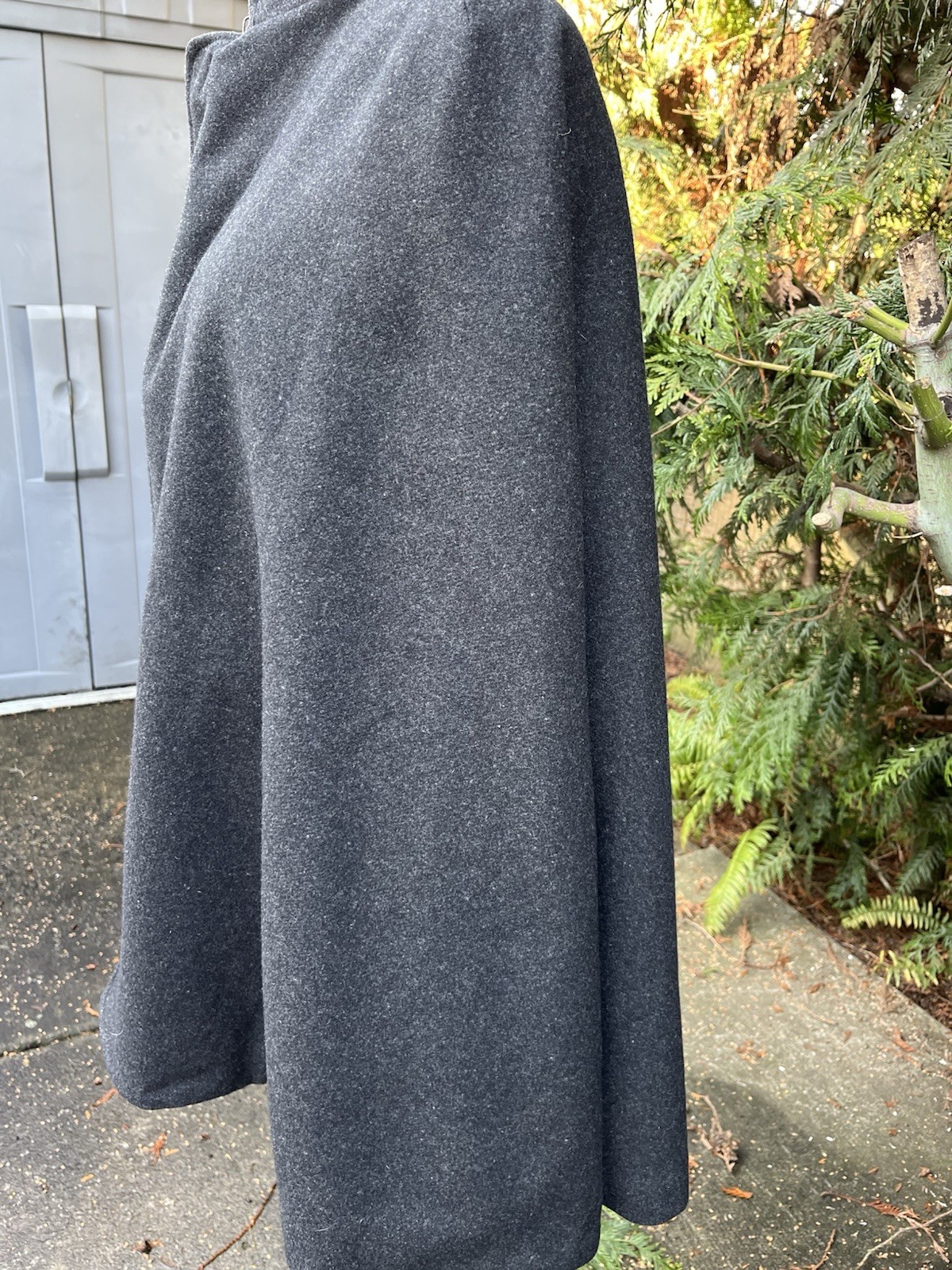 VTG Marvin Neitzal Wool Nurses Cape Dark Gray Green Lining O/S Repair Spot