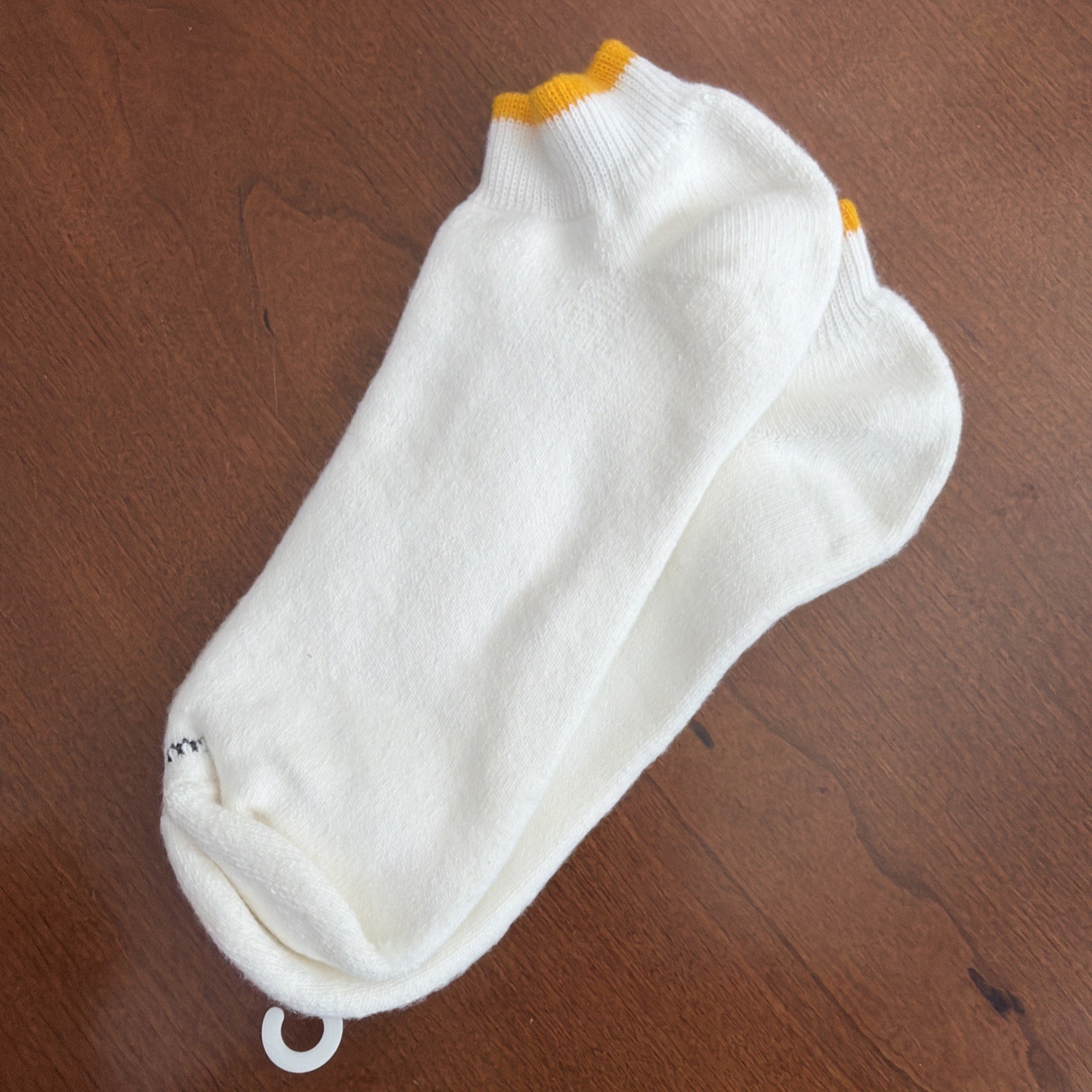 New! 9-11 Low Cut Socks Ankle Acrylic Multiple Colors White Yellow.
