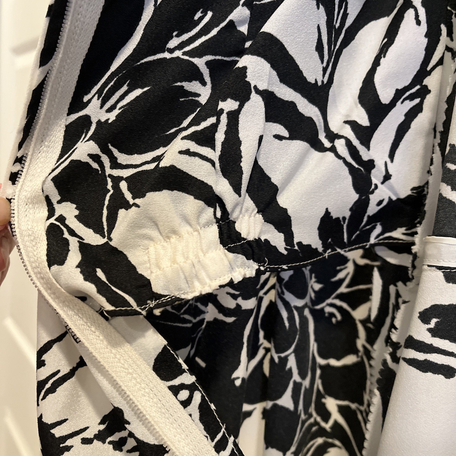 VTG 70s Ja Na of Hawaii Dress Maxi Sleeveless Bows Zip Floral Black White Sz M