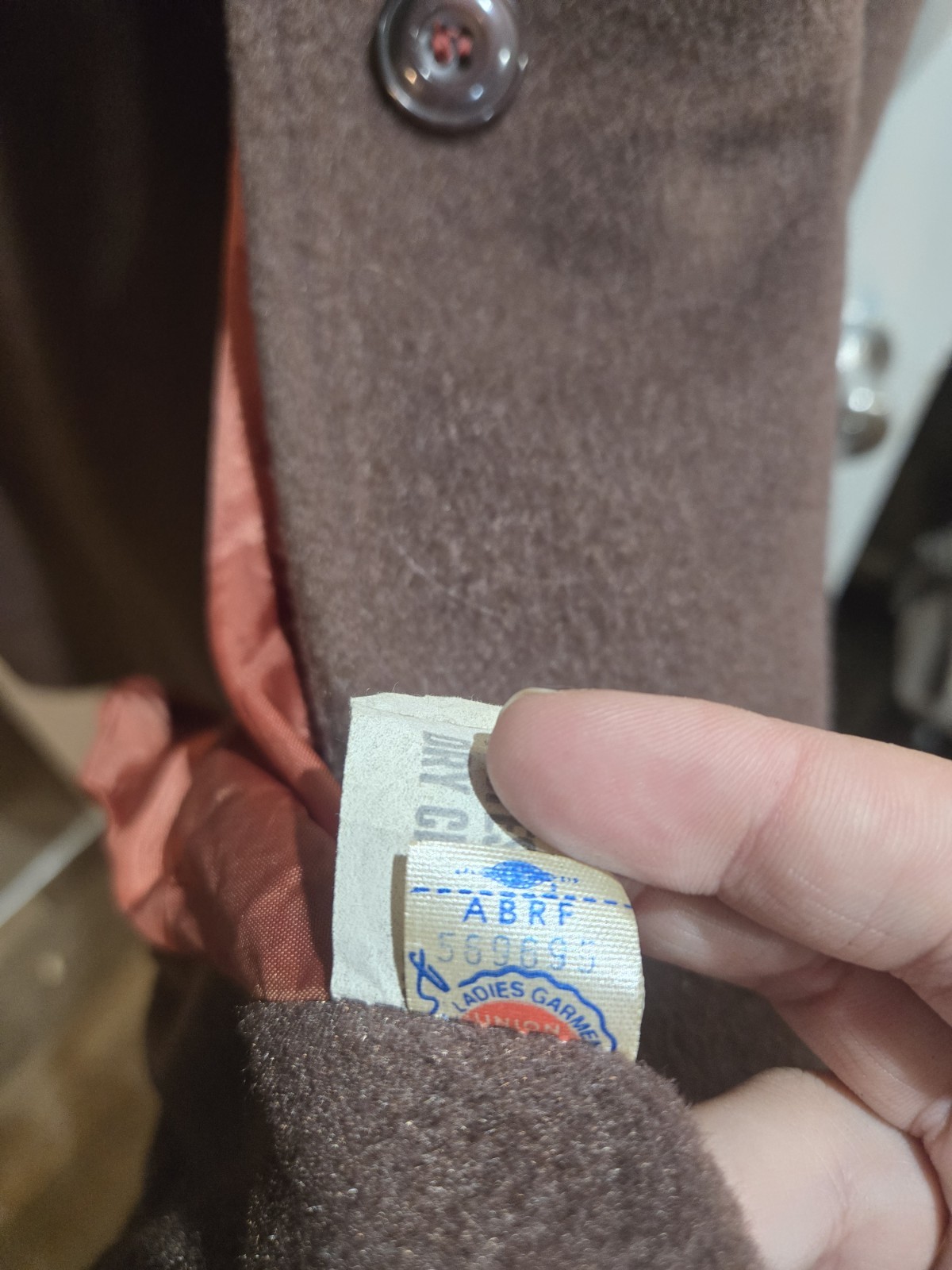 Vintage 70s Brown Wool Cape-Collar Overcoat – ILGWU Union Made
