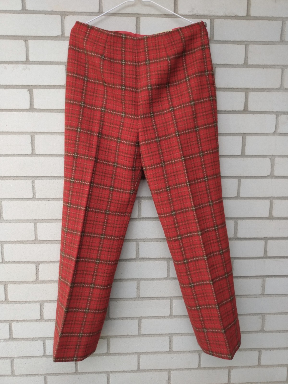 Vintage 60s 70s Red Plaid Wool Pants 30″ Waist 40″ Hips Glenayr Kitten CANADA