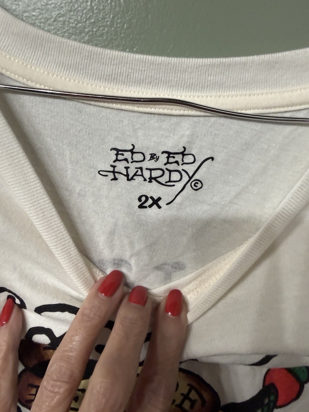 NWT Ed Hardy Shirt Color: Ivory, Love Before Honor HeartGraphic Logo Size 2xl.