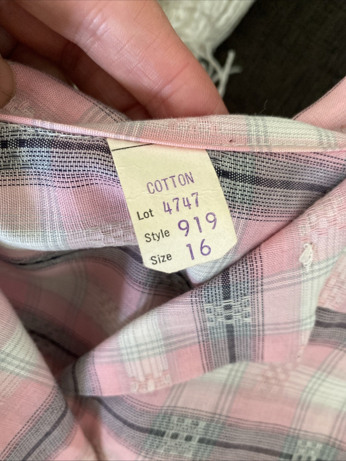 Vintage 1950s/1960s Plaid Cotton Shirt Dress With Pocket & Belt – Pink Grey